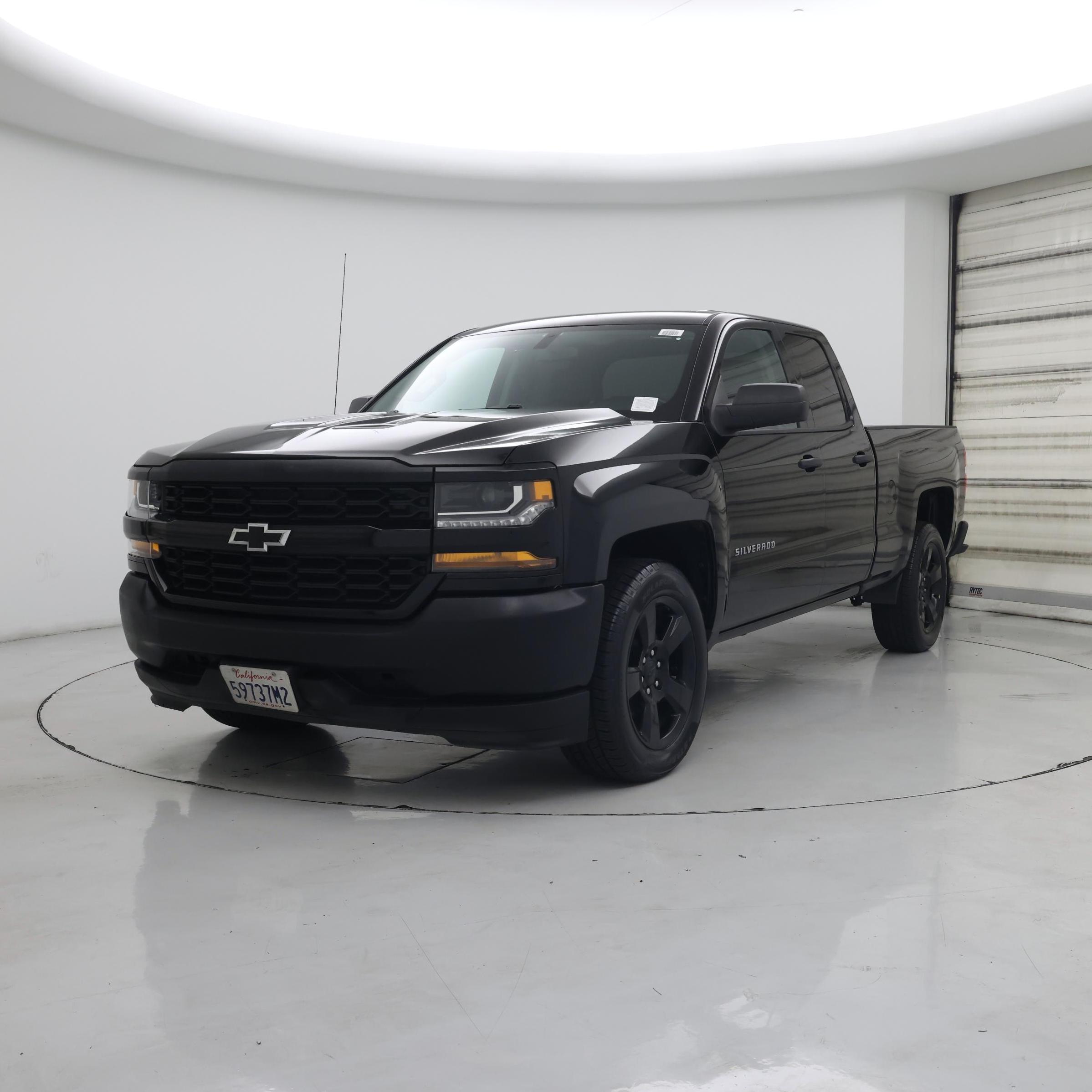 Thumbnail: 2018 Chevrolet Silverado 1500 - 4