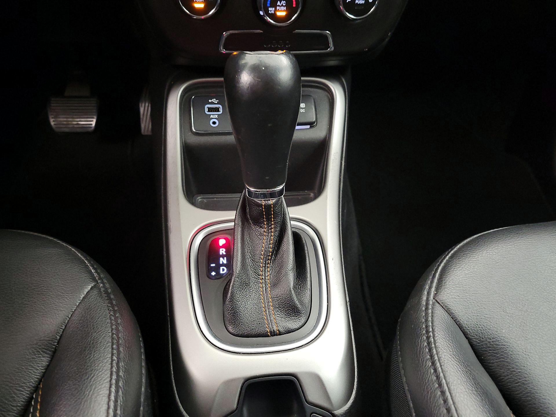 Thumbnail: 2018 Jeep Compass - 17