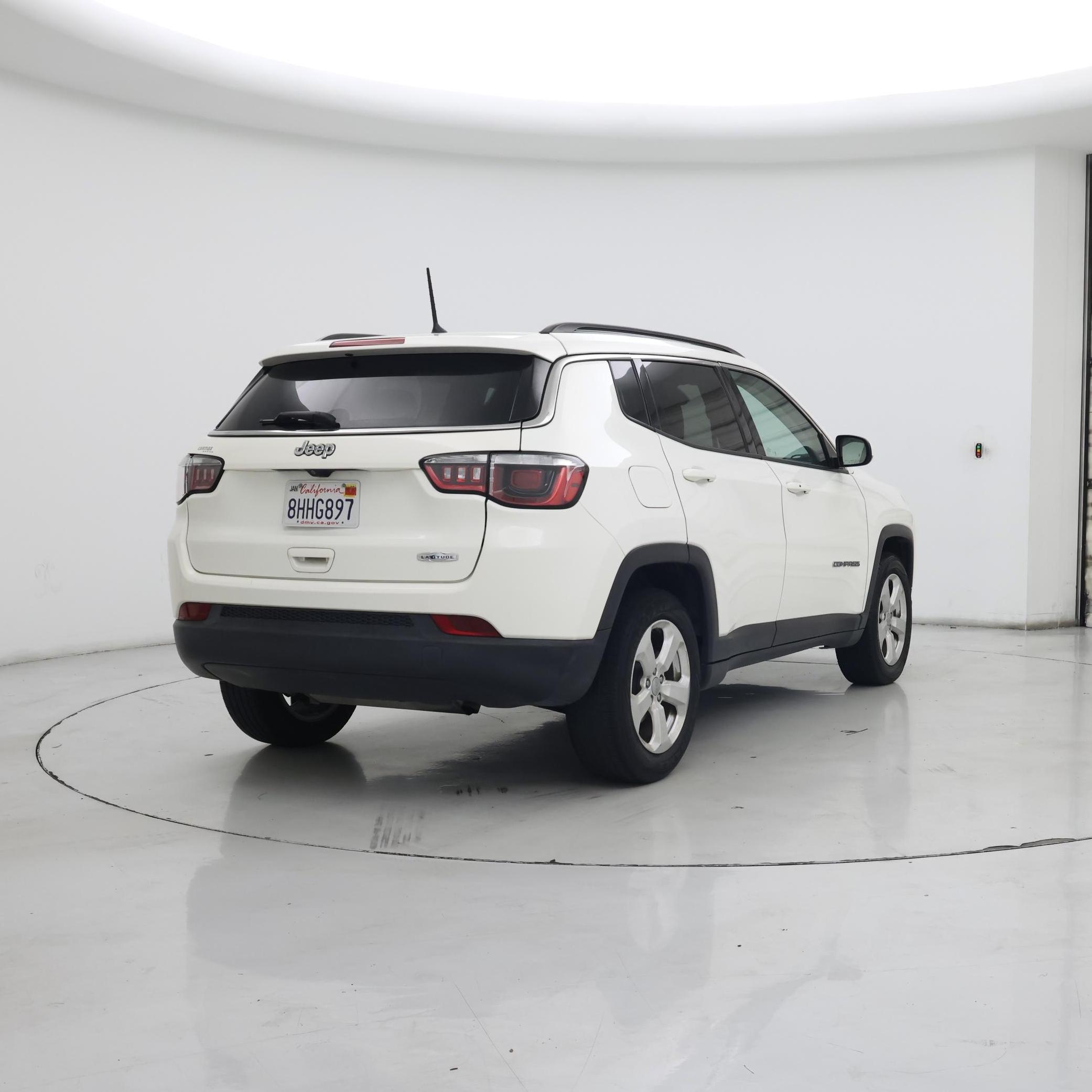 Thumbnail: 2018 Jeep Compass - 8