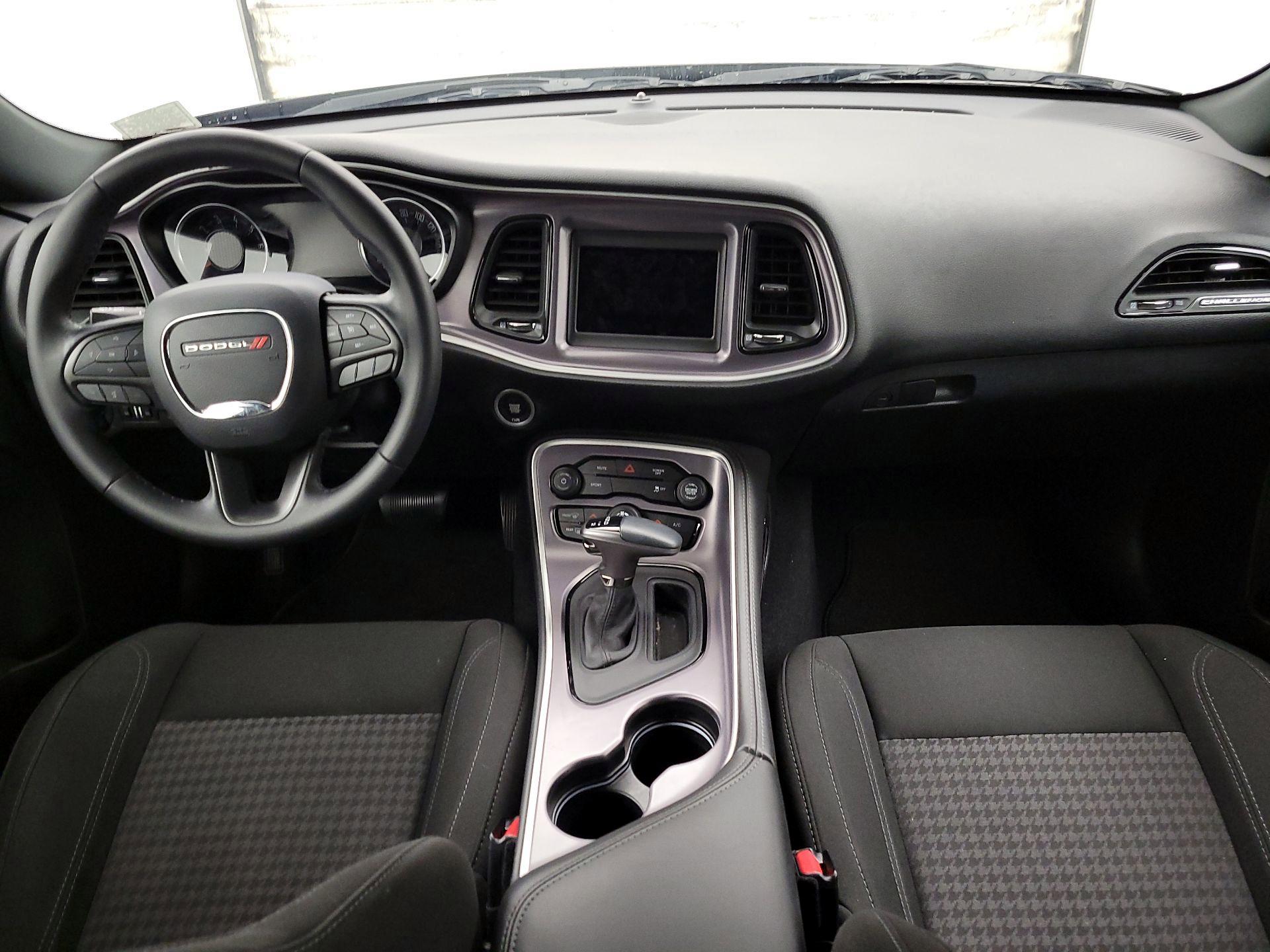 Thumbnail: 2019 Dodge Challenger - 9