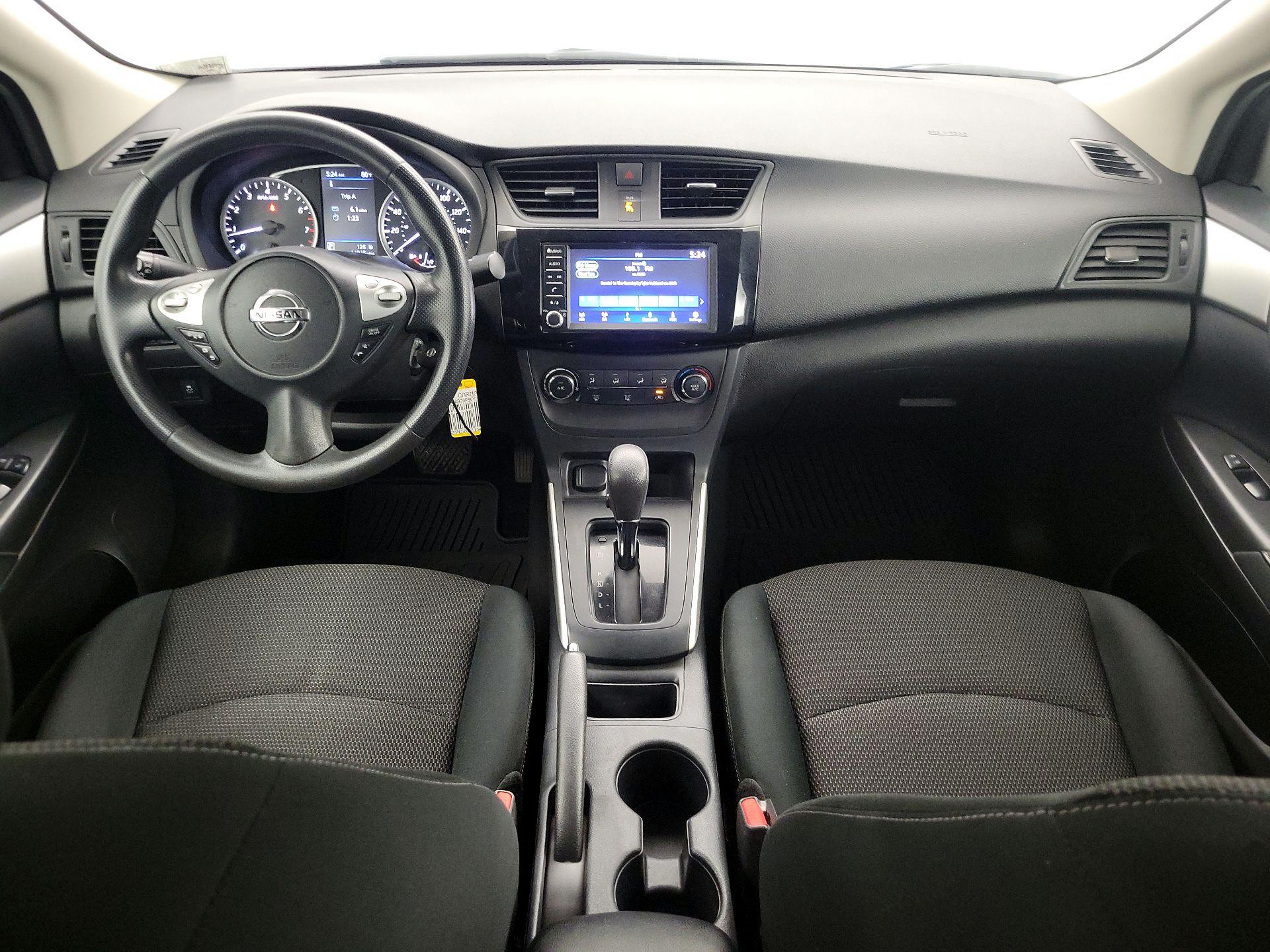 Thumbnail: 2019 Nissan Sentra - 9
