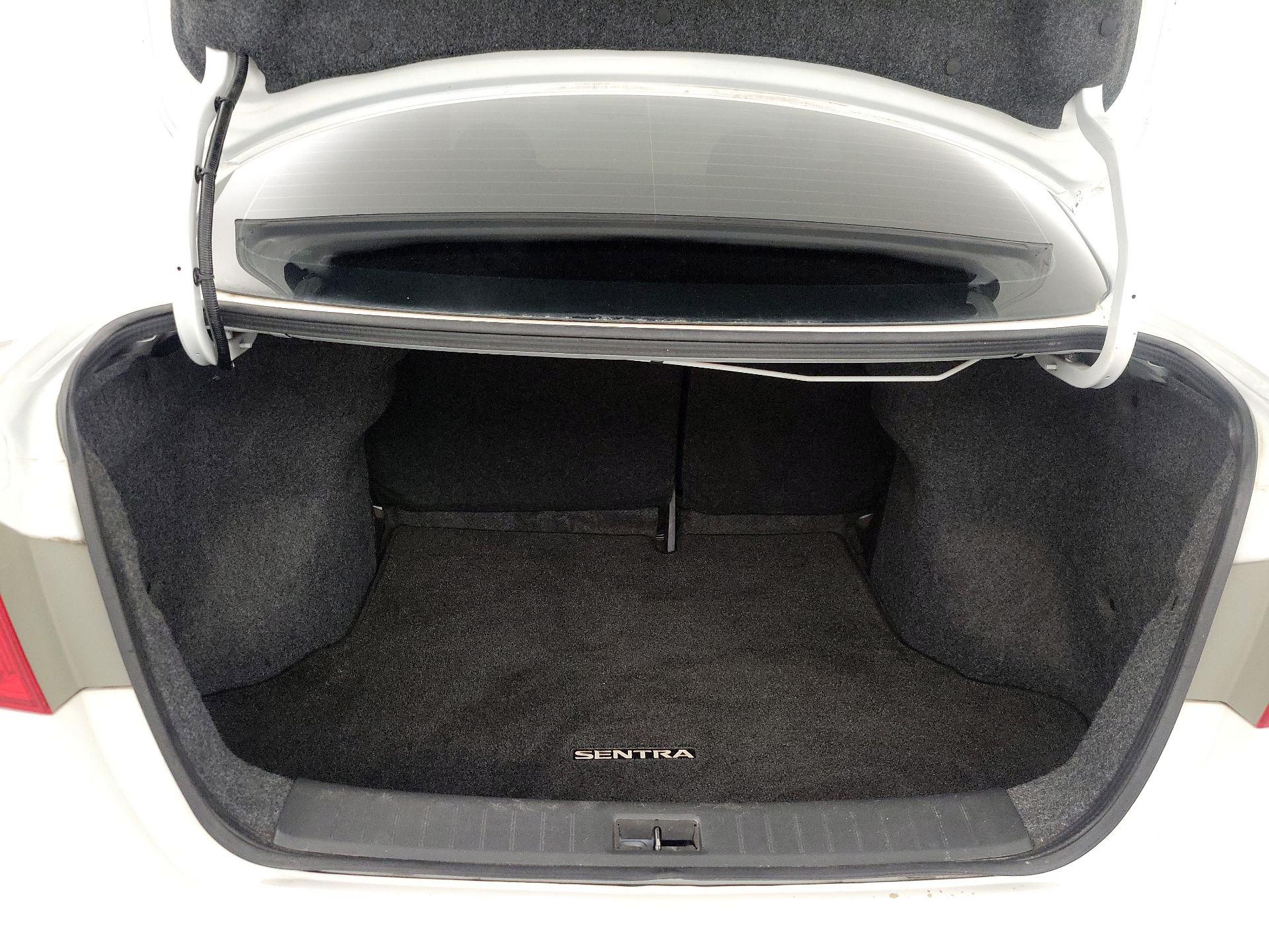Thumbnail: 2019 Nissan Sentra - 20