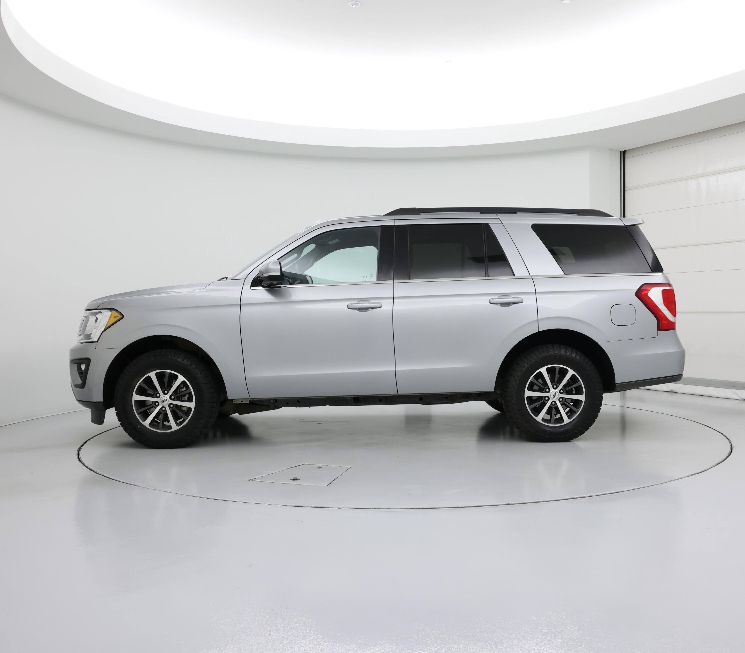 Thumbnail: 2020 Ford Expedition - 3