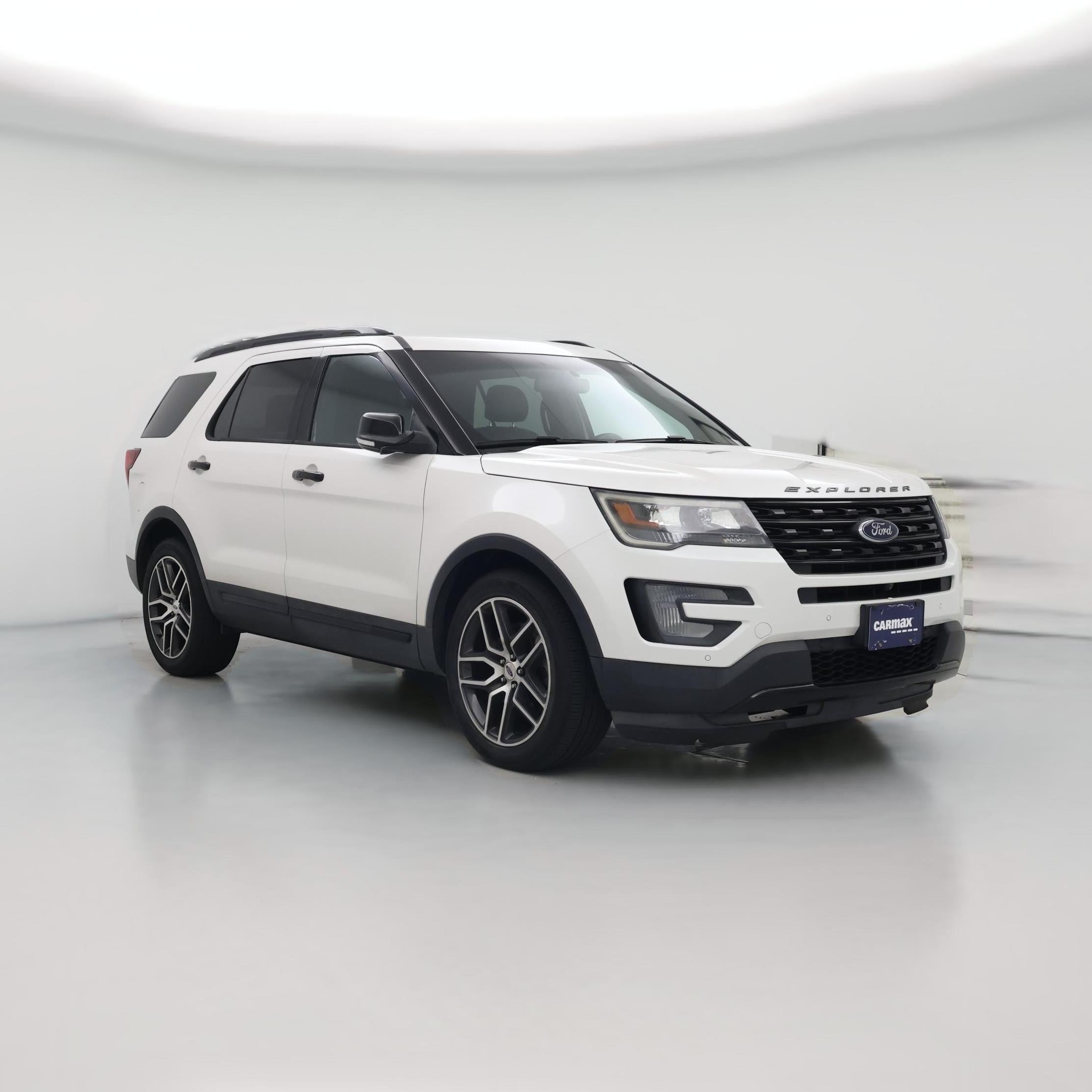 Thumbnail: 2016 Ford Explorer - 1