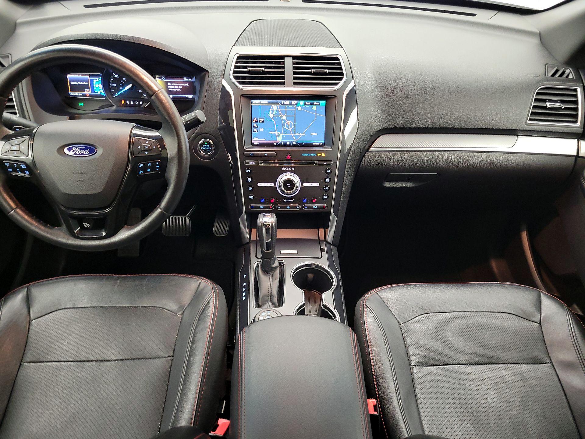 Thumbnail: 2016 Ford Explorer - 9