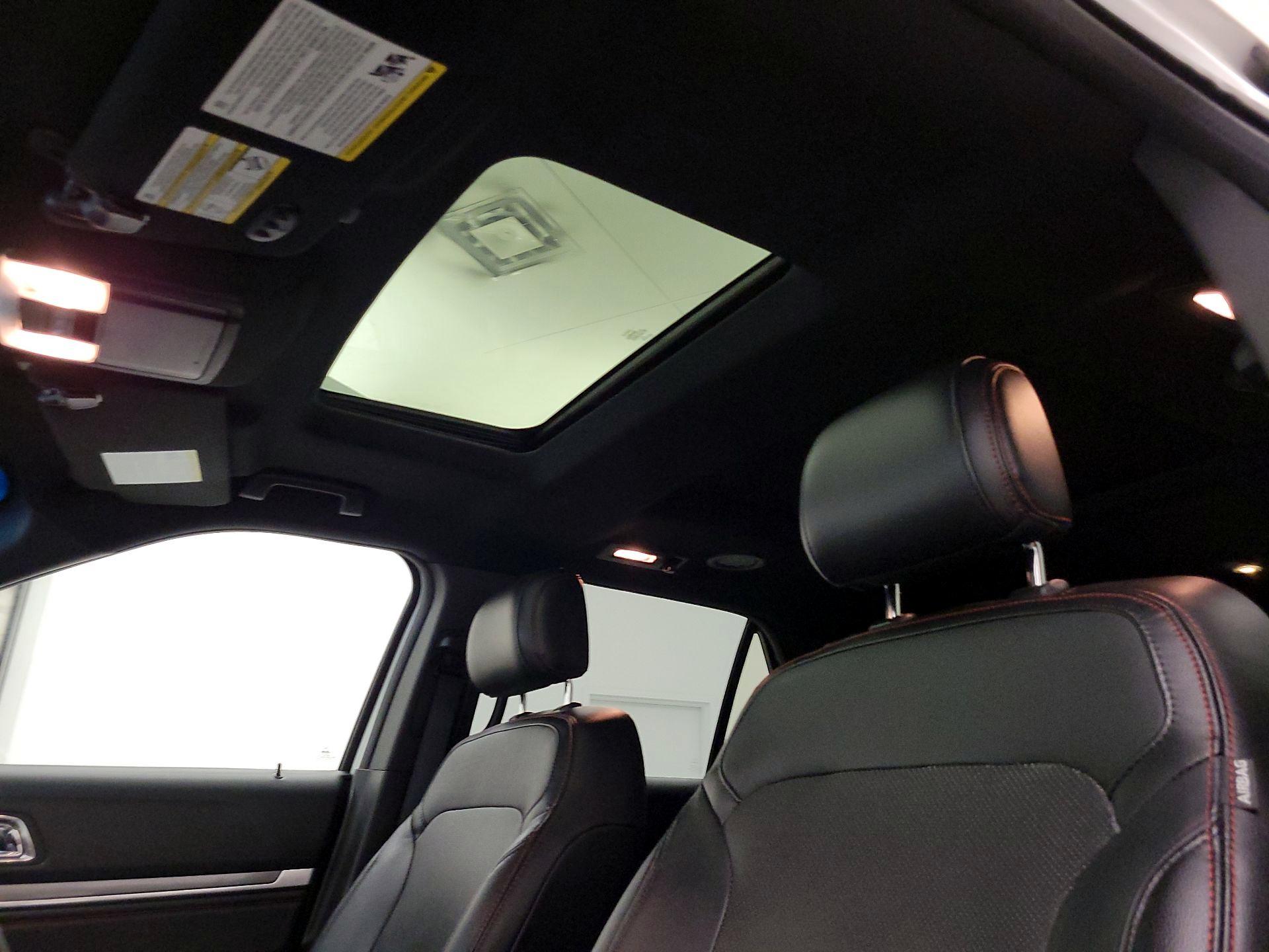 Thumbnail: 2016 Ford Explorer - 20