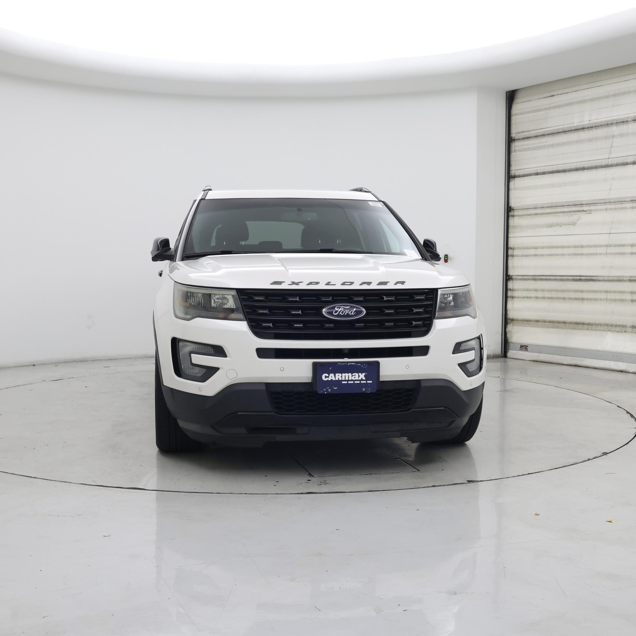 Thumbnail: 2016 Ford Explorer - 5