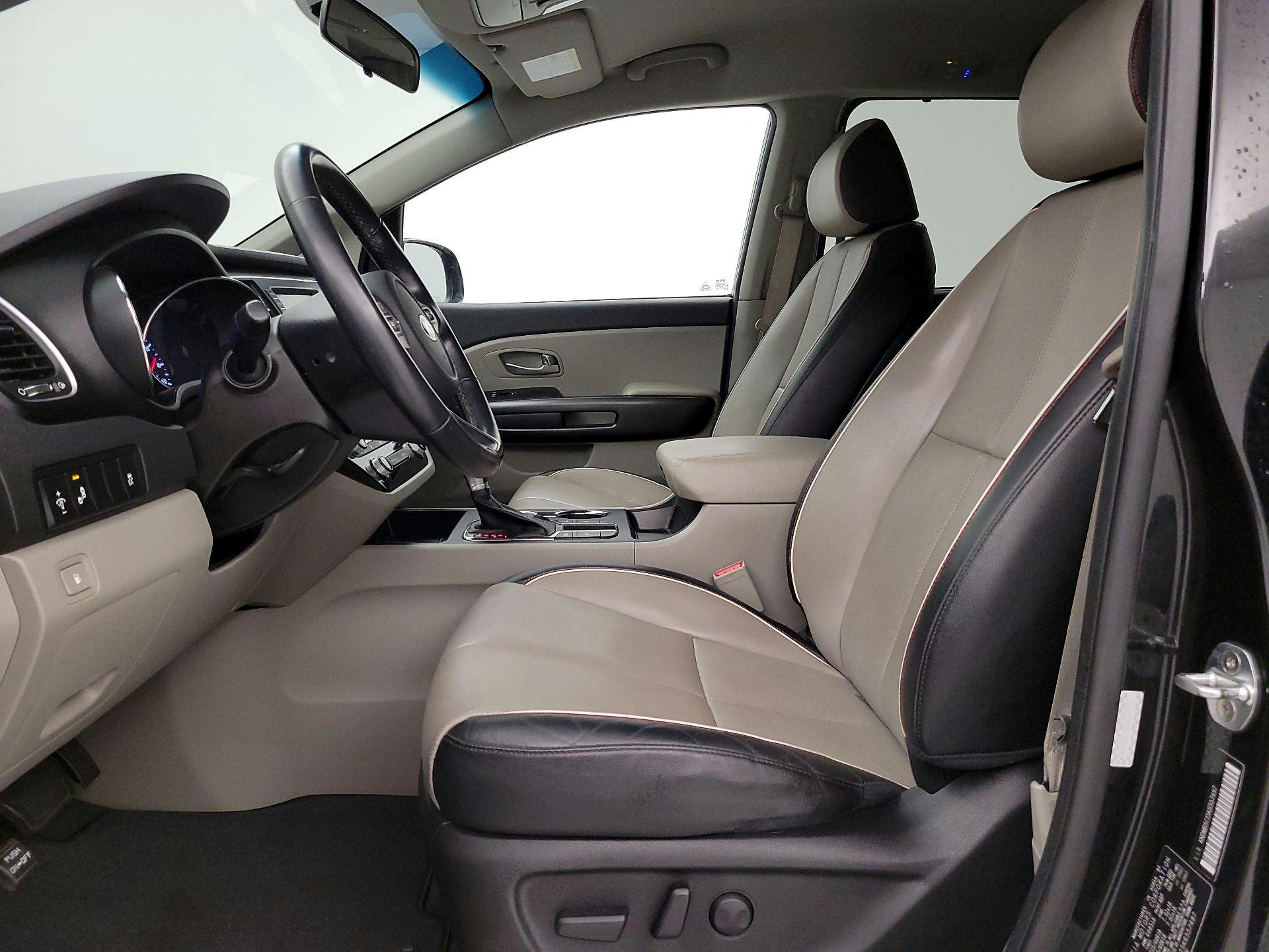 Thumbnail: 2019 Kia Sedona - 11
