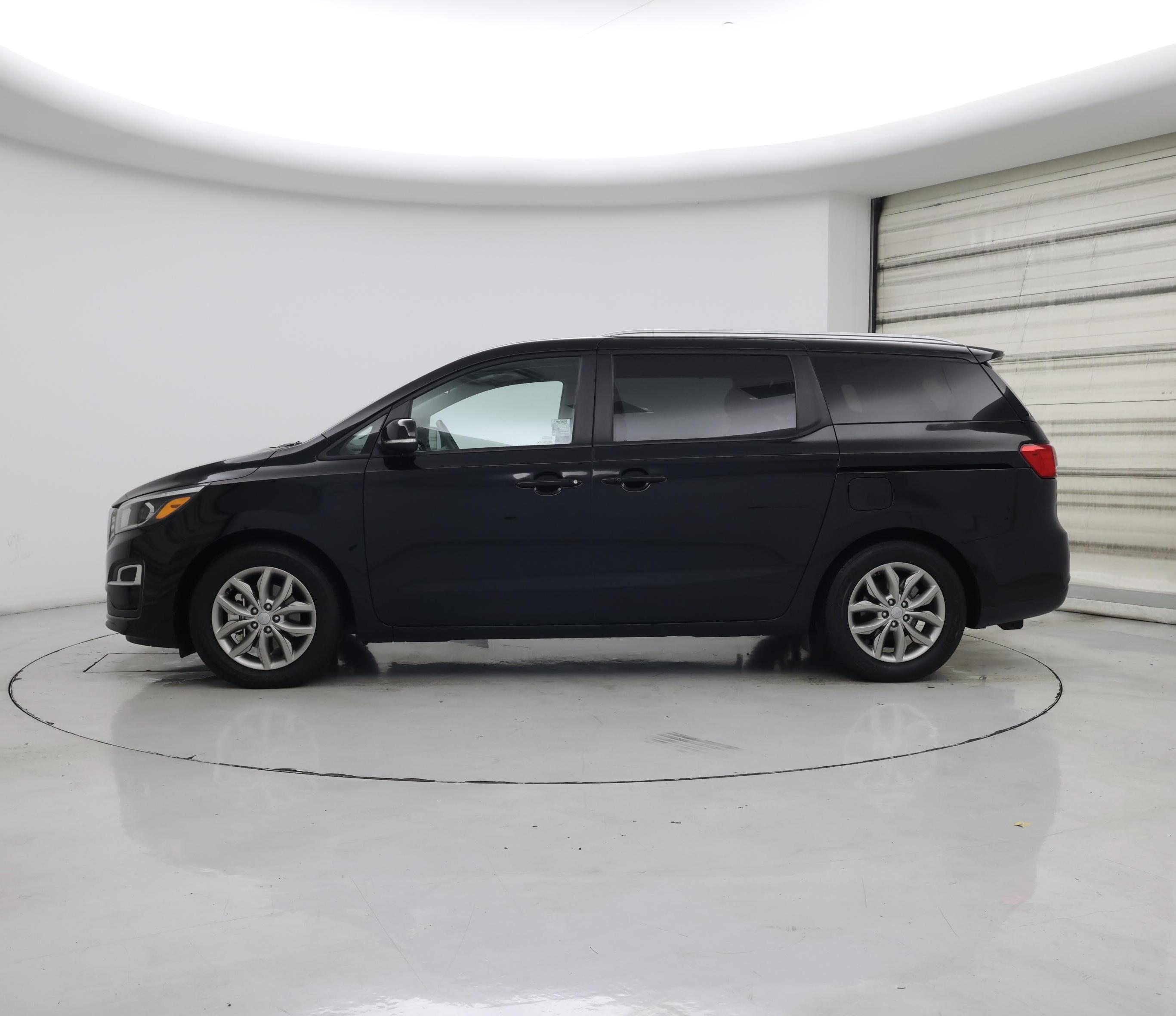 Thumbnail: 2019 Kia Sedona - 3