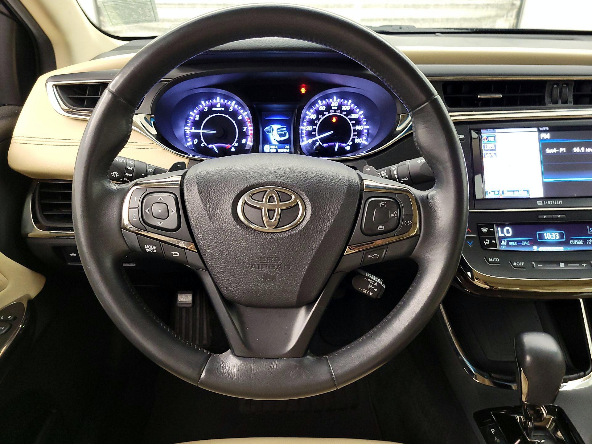 Thumbnail: 2014 Toyota Avalon - 10