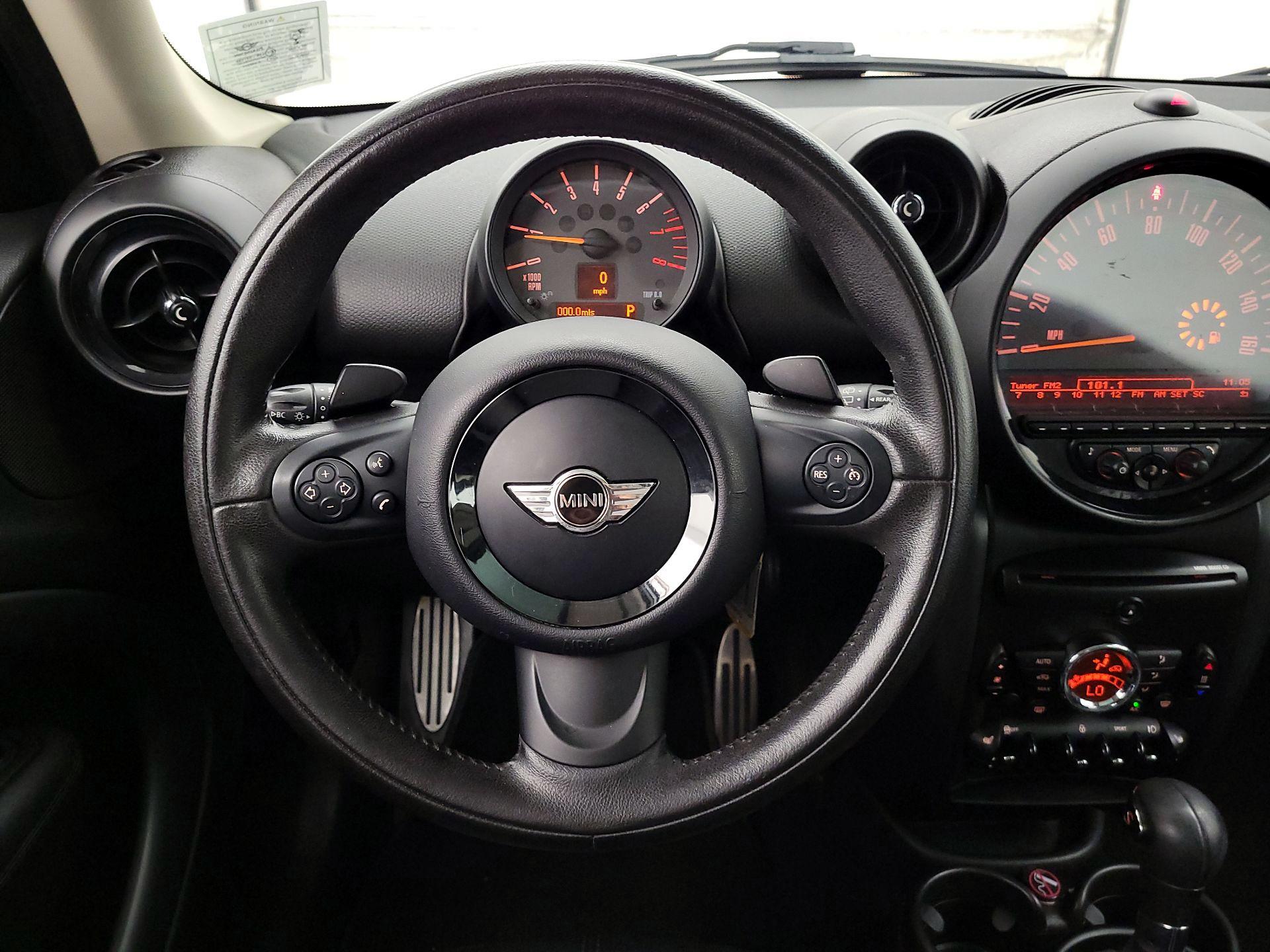 Thumbnail: 2016 MINI Cooper Countryman - 10