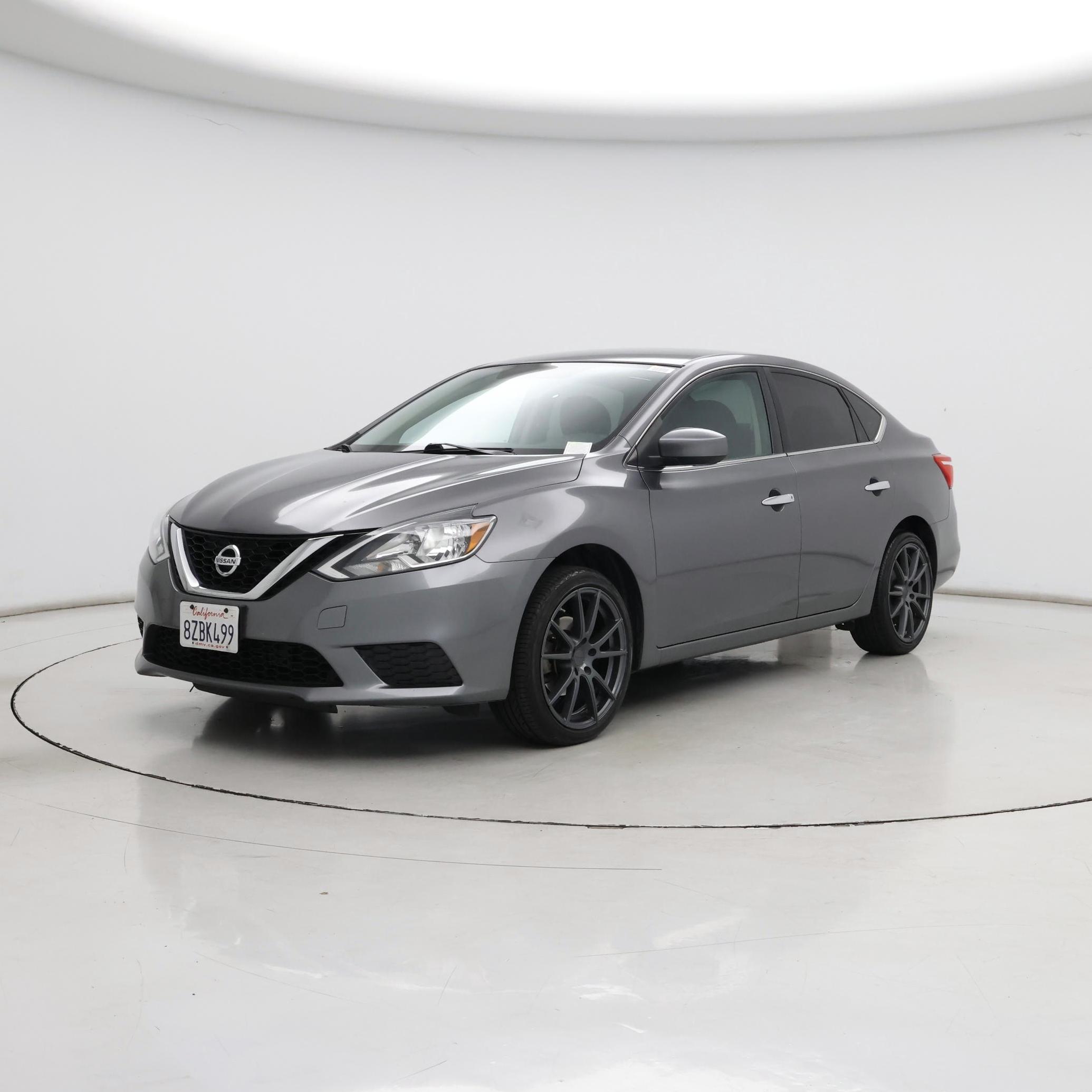 Thumbnail: 2016 Nissan Sentra - 4
