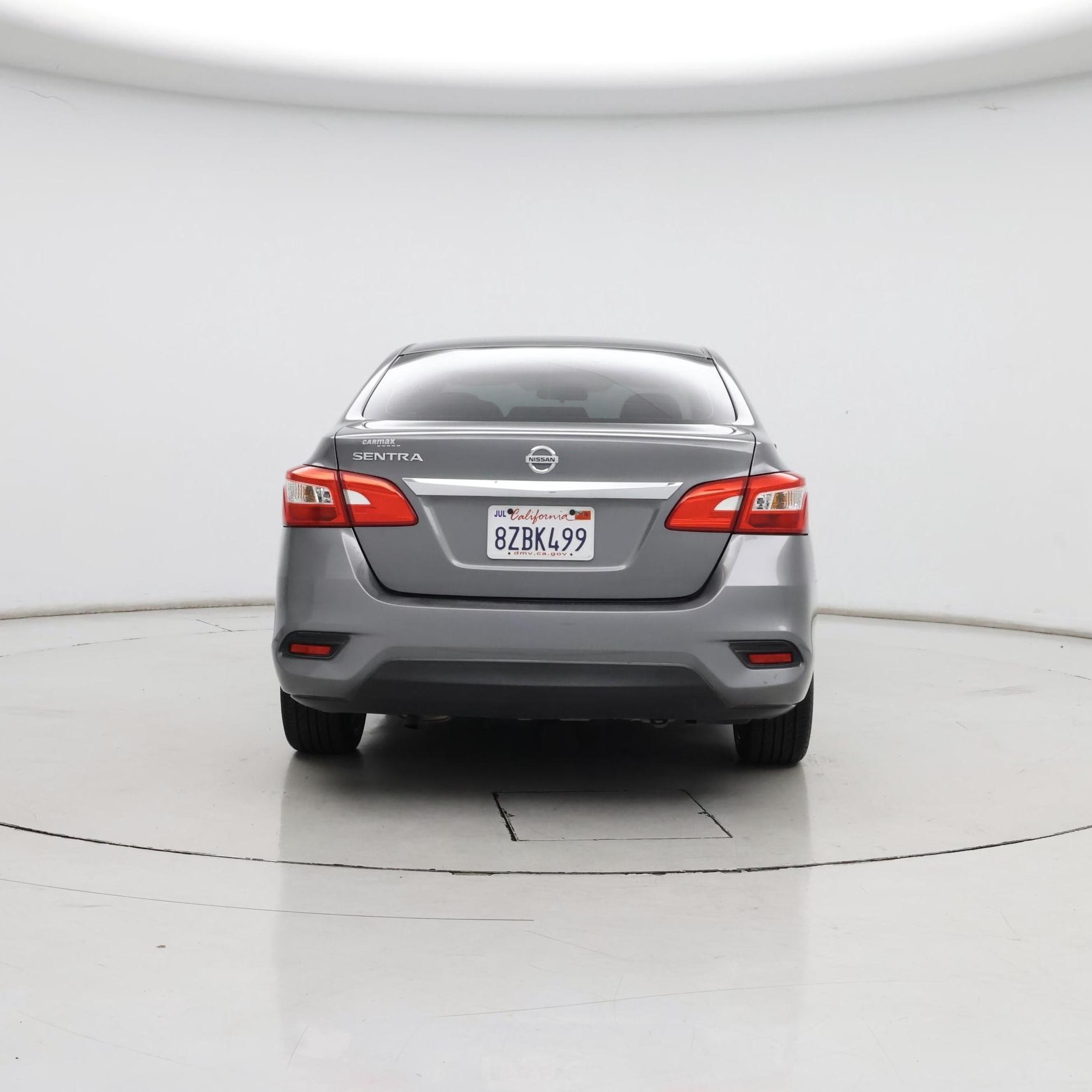 Thumbnail: 2016 Nissan Sentra - 6