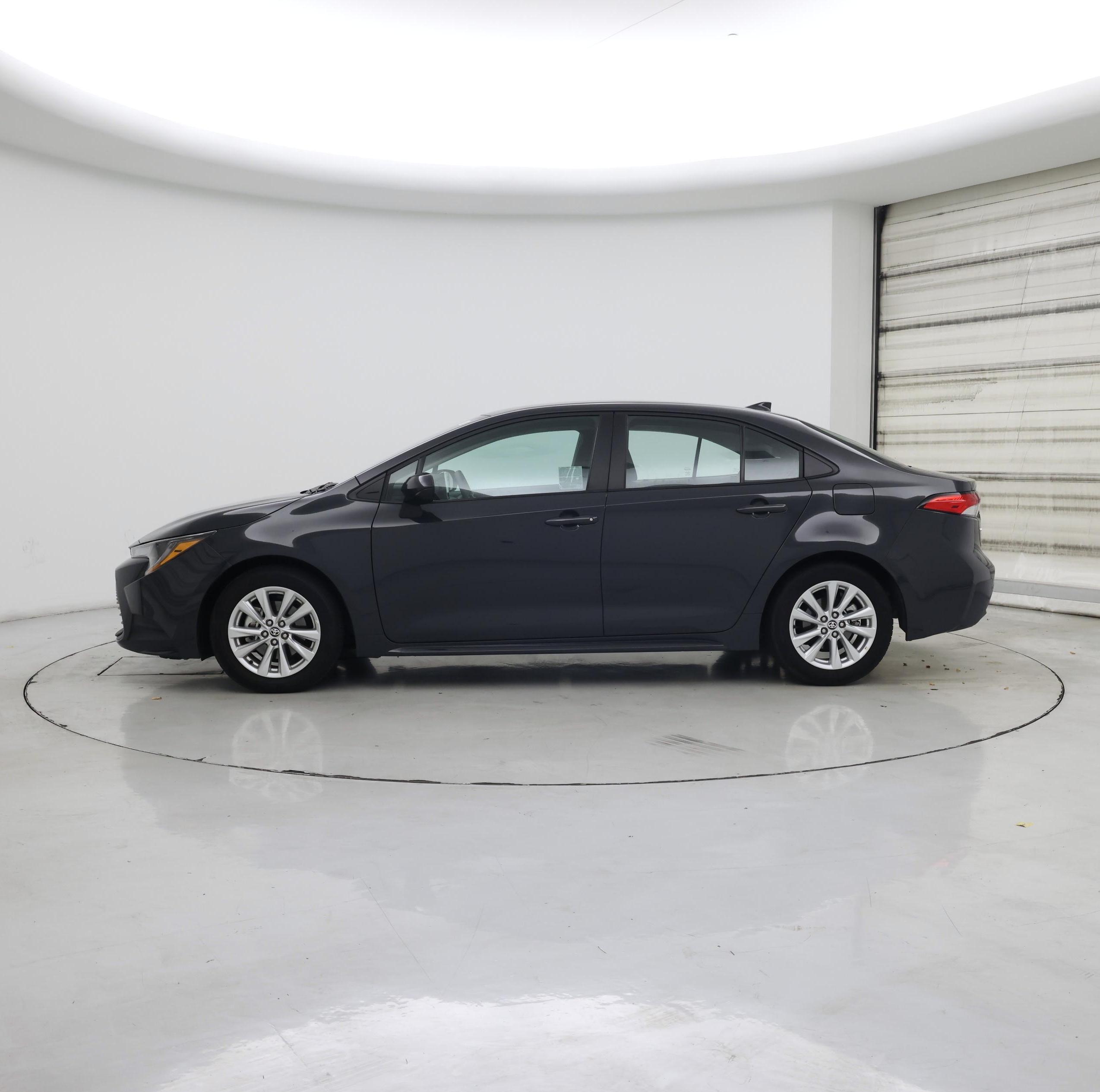 Thumbnail: 2025 Toyota Corolla - 3
