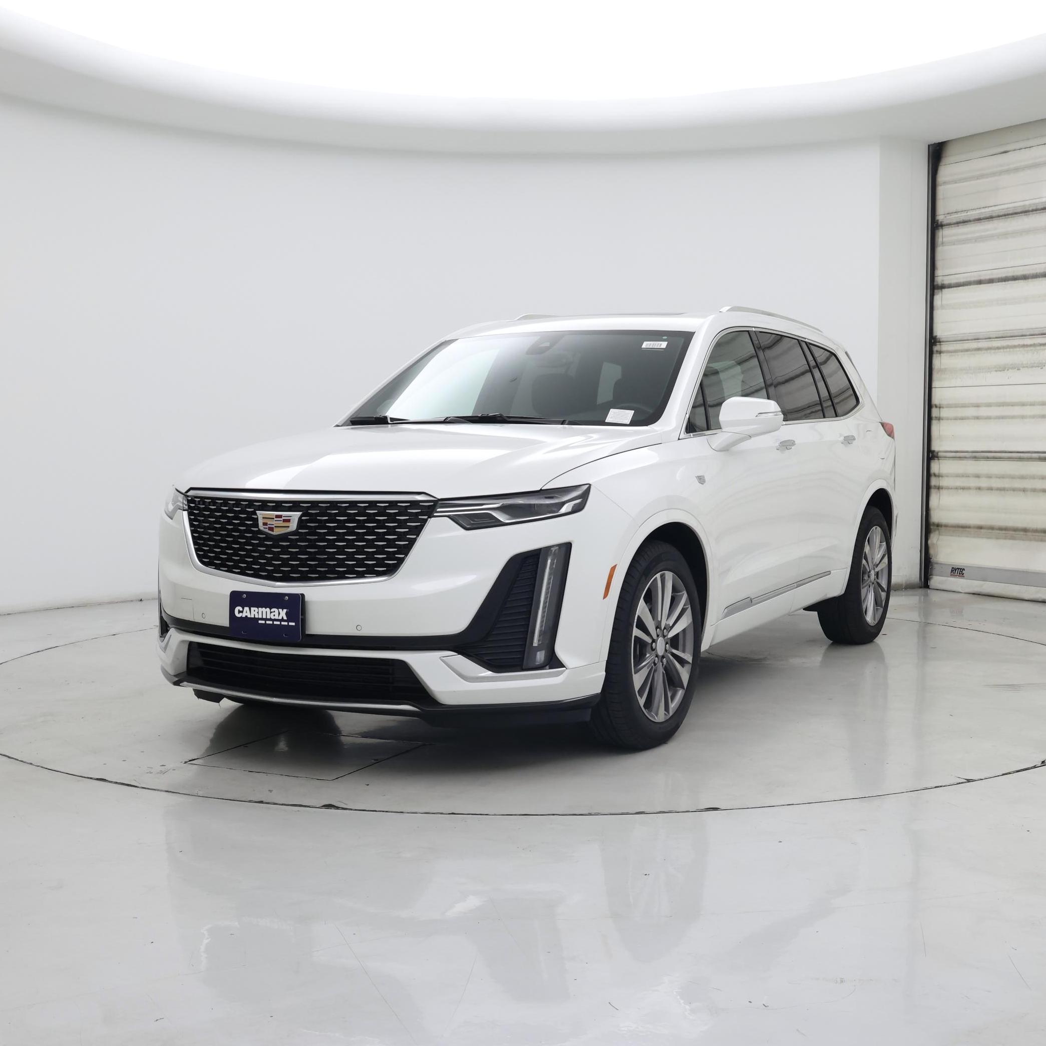 Thumbnail: 2023 Cadillac XT6 - 4