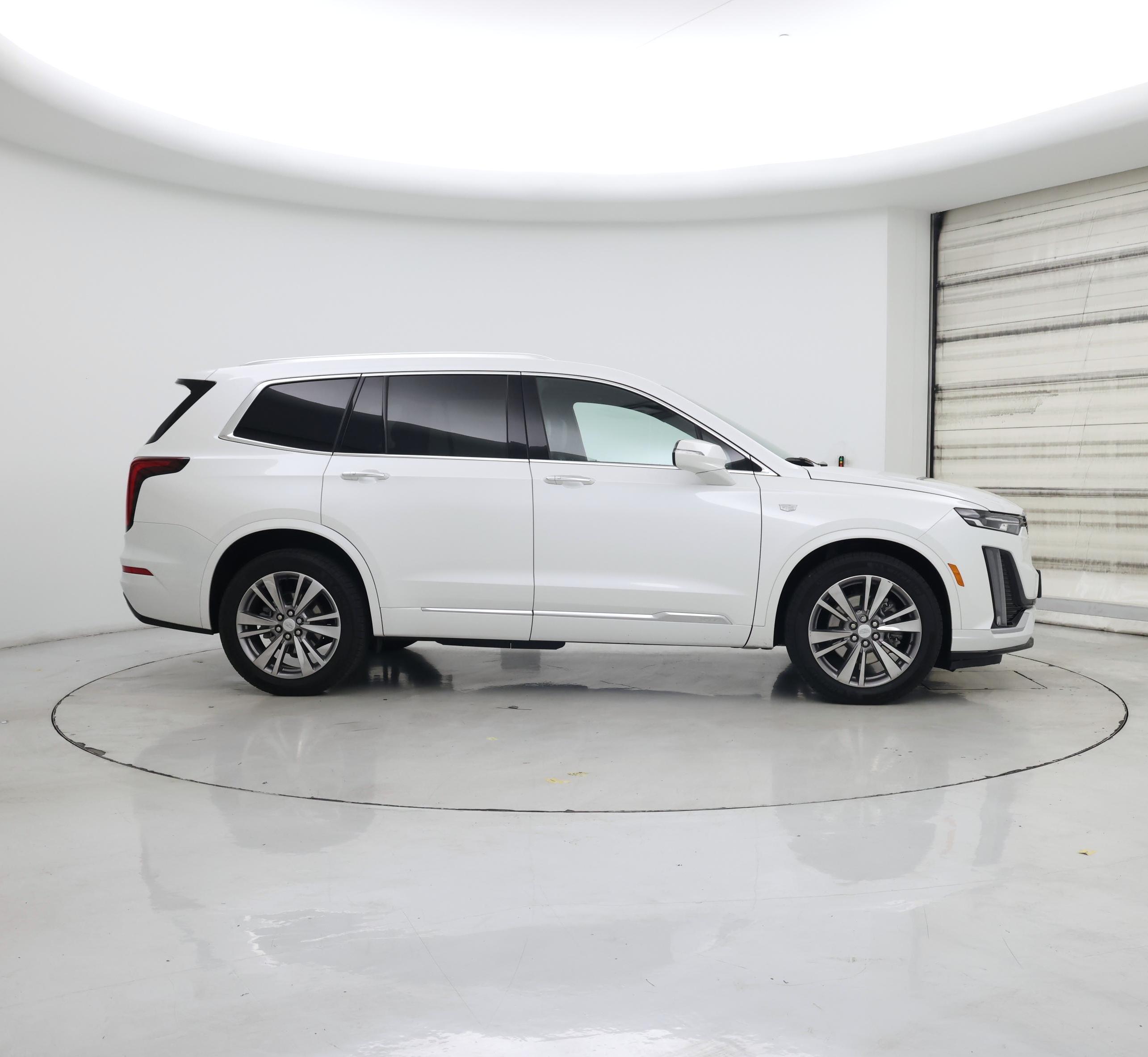 Thumbnail: 2023 Cadillac XT6 - 7