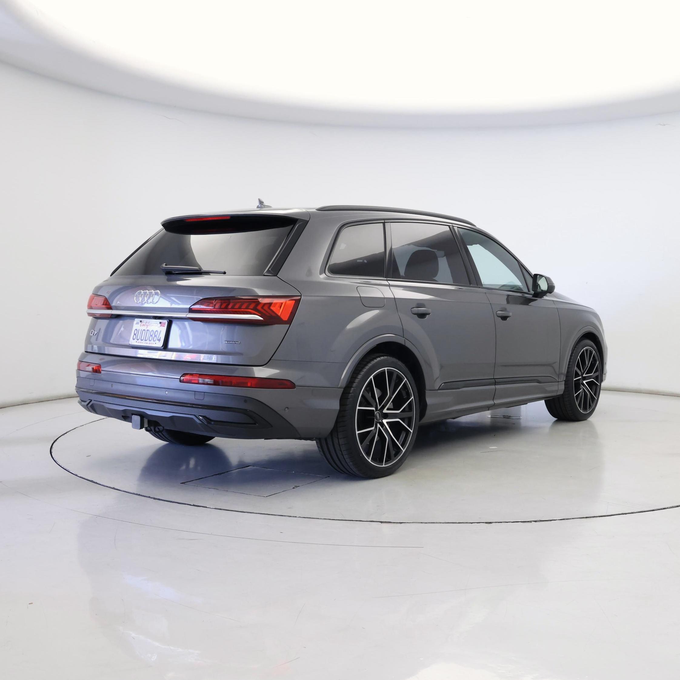 Thumbnail: 2021 Audi Q7 - 8