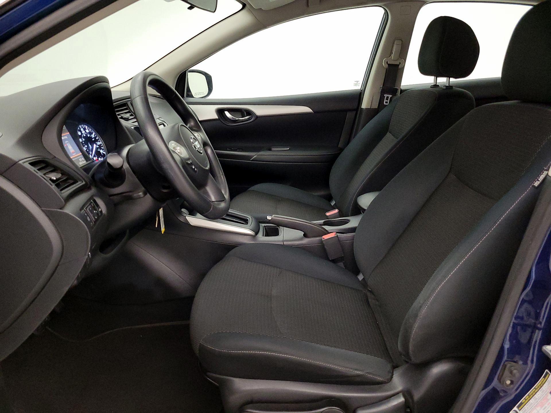 Thumbnail: 2019 Nissan Sentra - 11