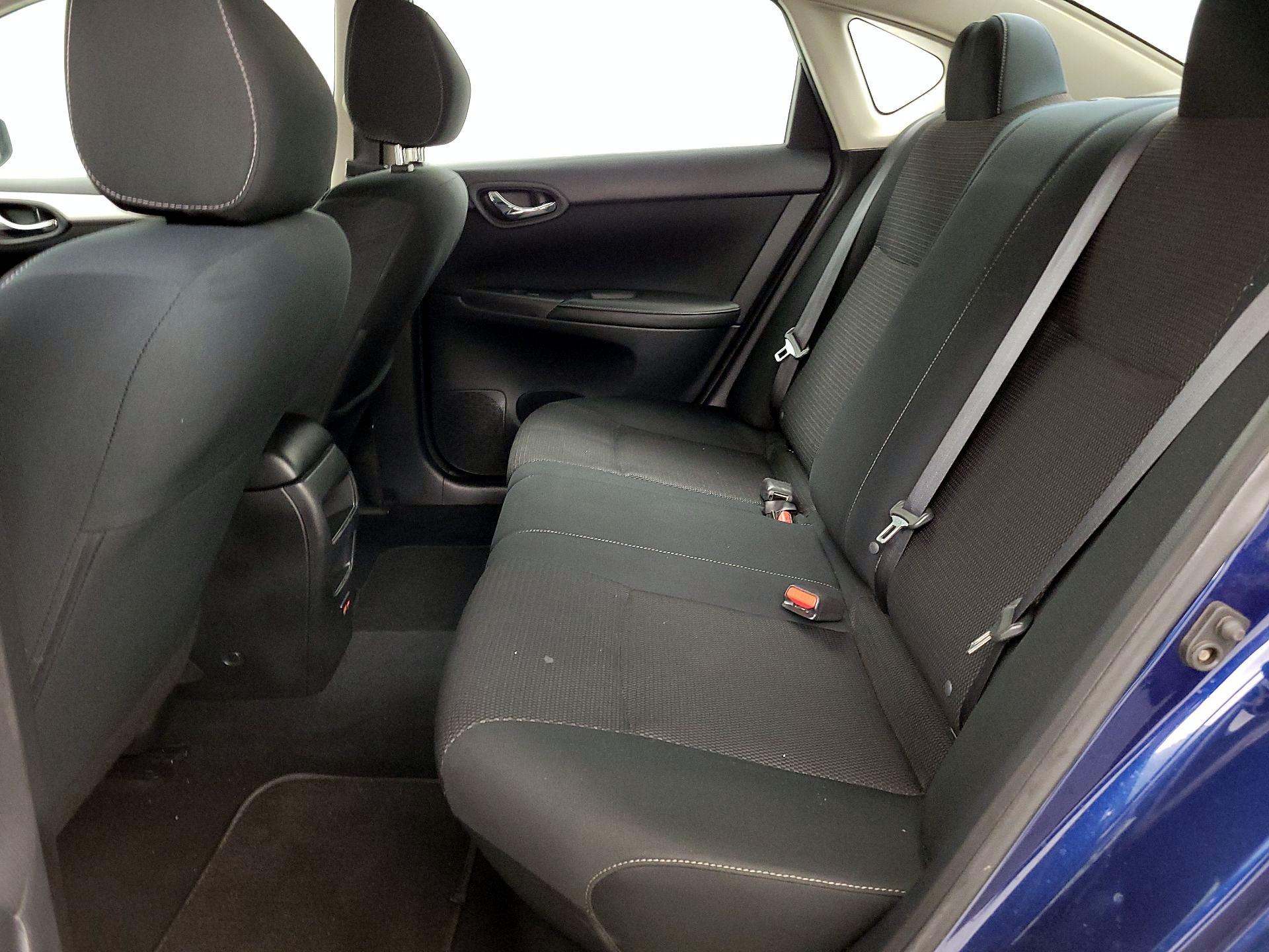 Thumbnail: 2019 Nissan Sentra - 18