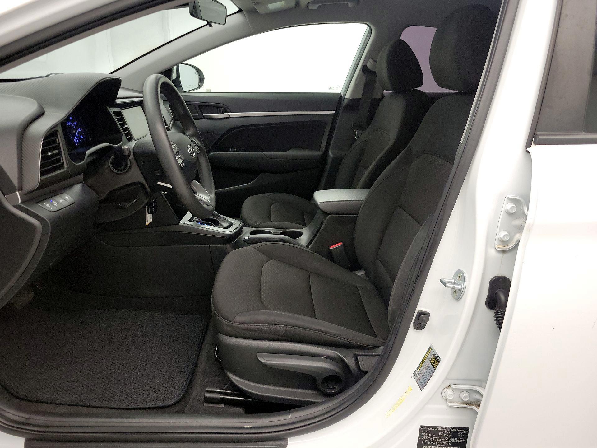 Thumbnail: 2019 Hyundai Elantra - 11