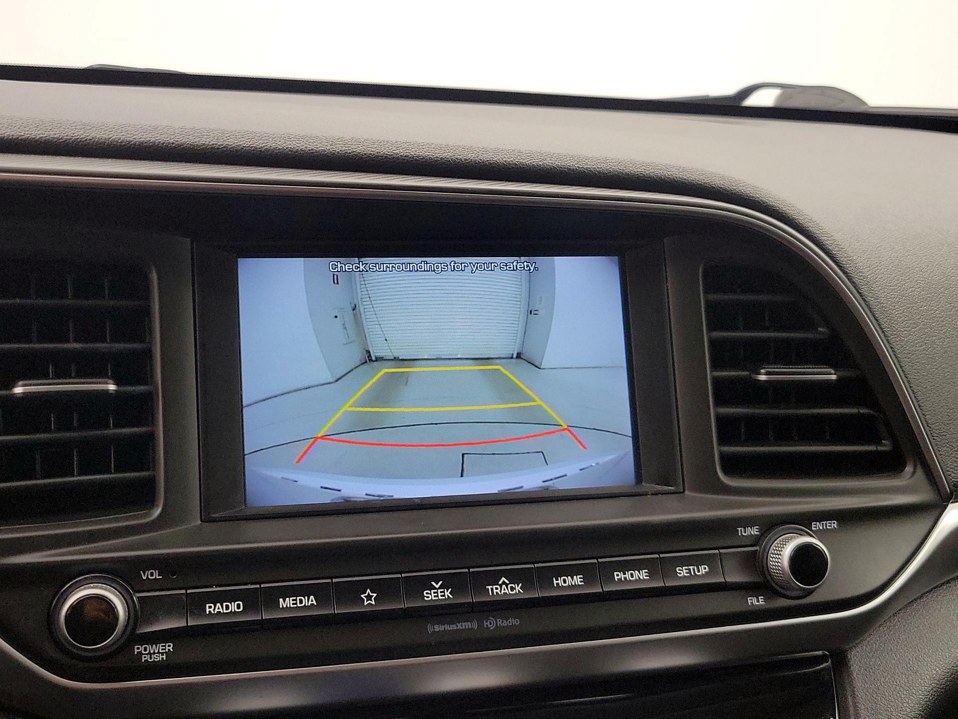 Thumbnail: 2019 Hyundai Elantra - 14
