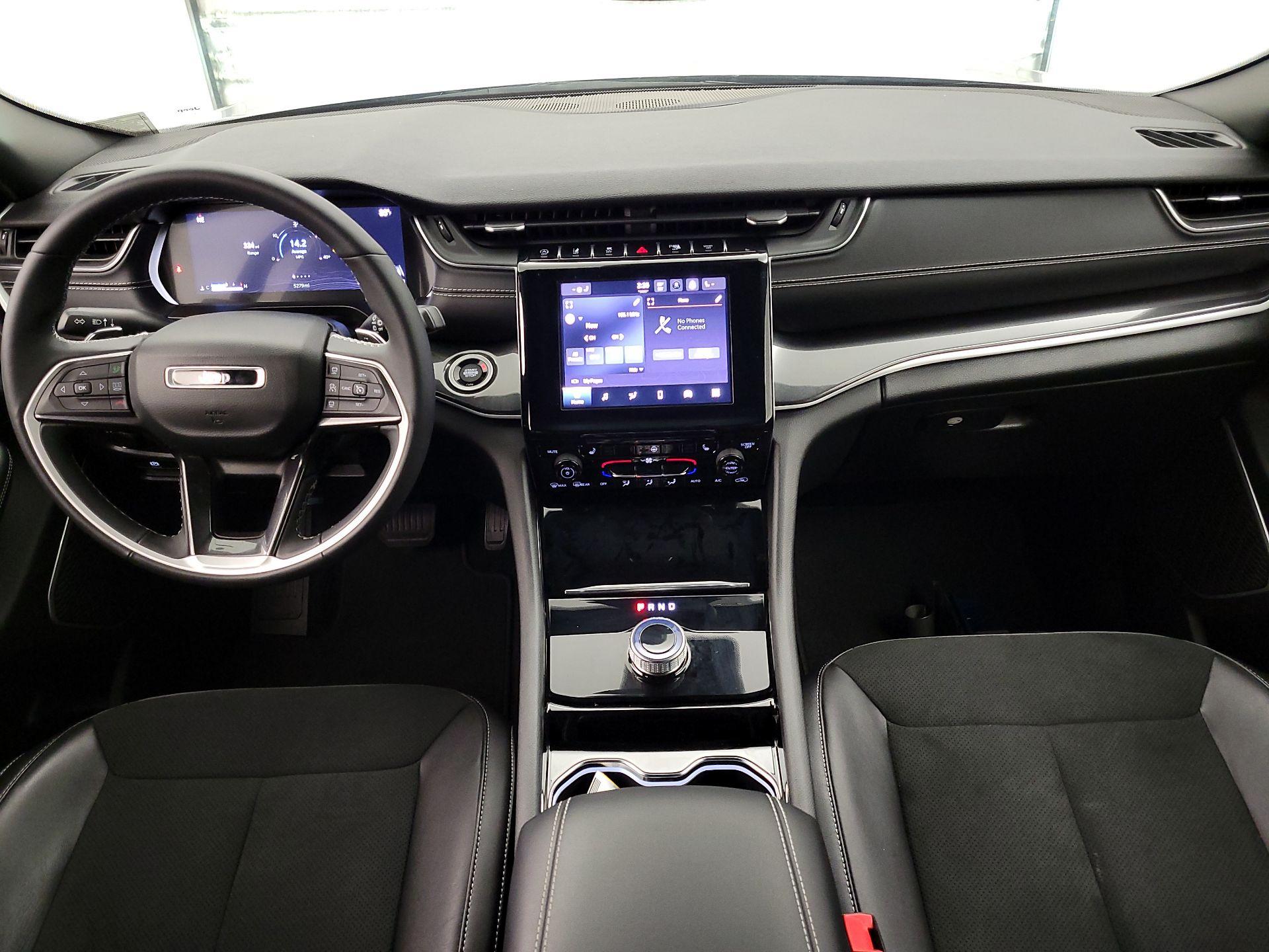 Thumbnail: 2022 Jeep Grand Cherokee L - 9