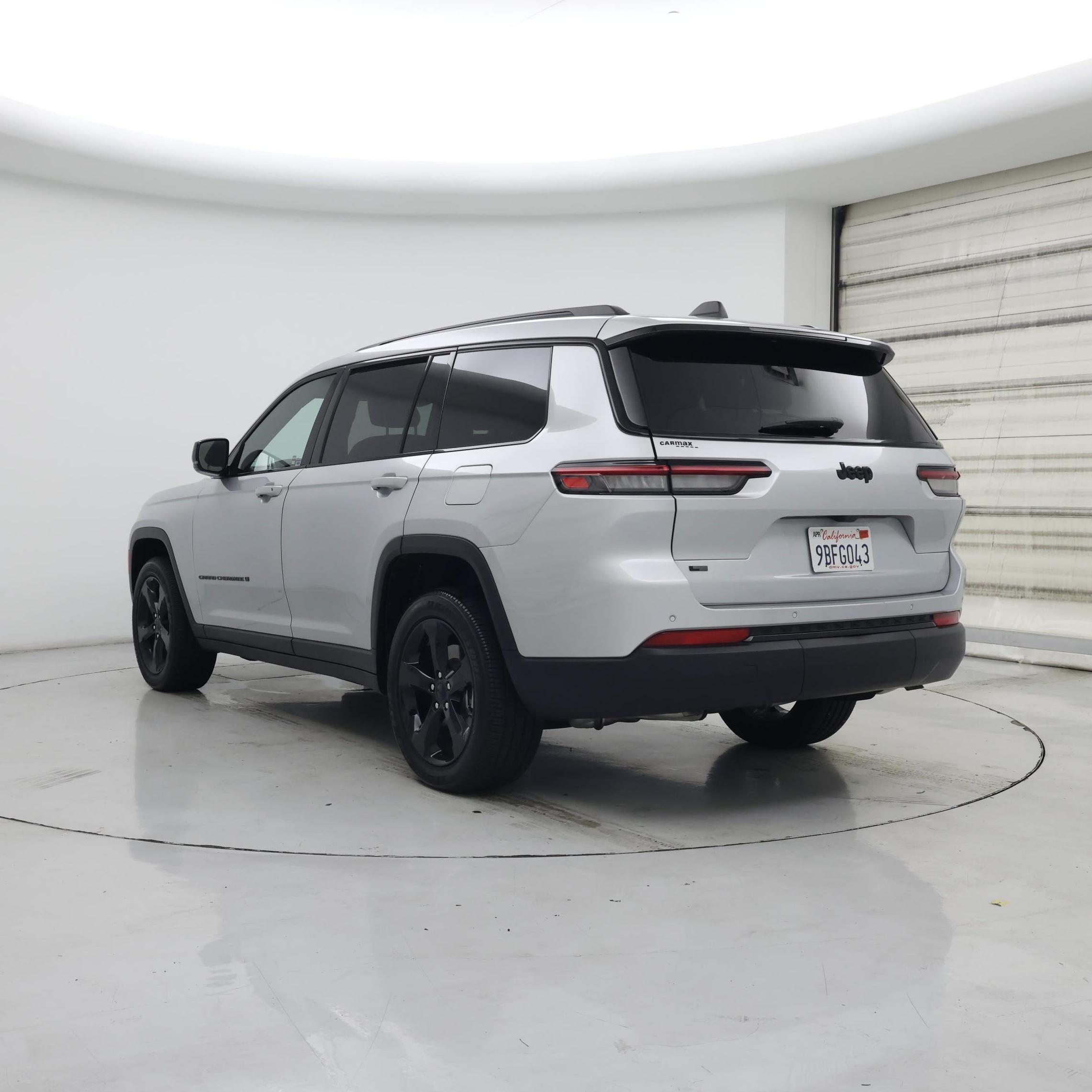 Thumbnail: 2022 Jeep Grand Cherokee L - 2