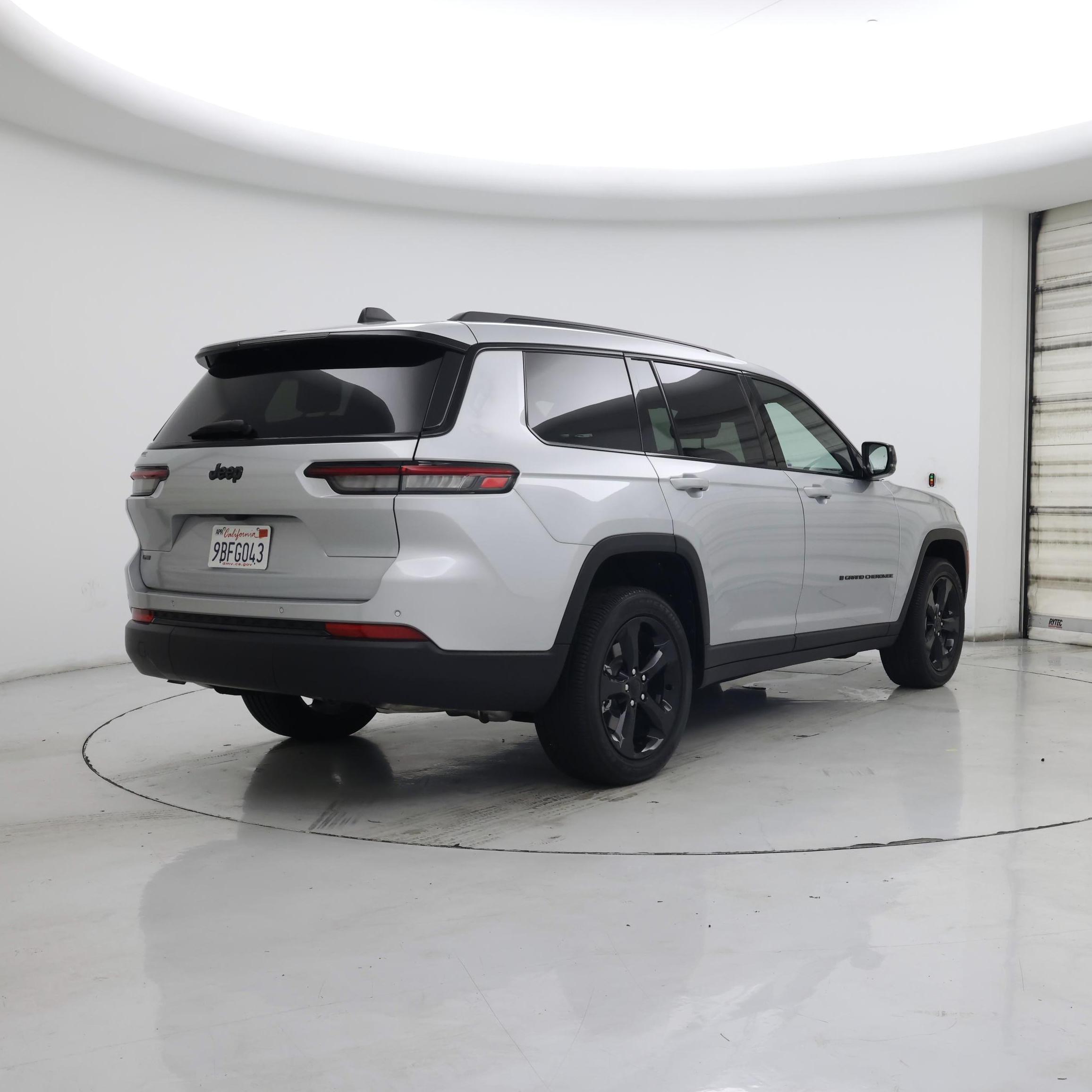 Thumbnail: 2022 Jeep Grand Cherokee L - 8