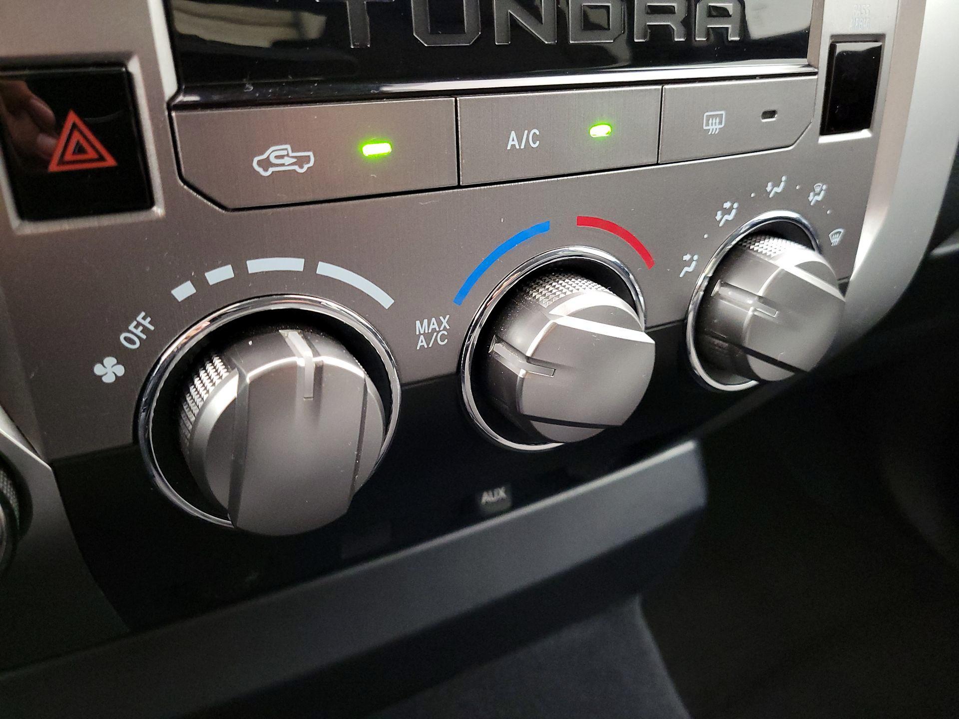 Thumbnail: 2019 Toyota Tundra - 16