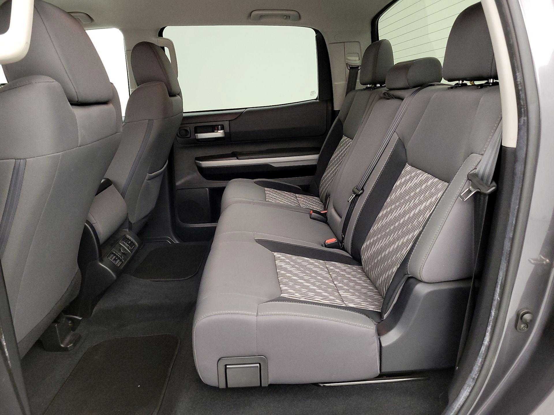 Thumbnail: 2019 Toyota Tundra - 18