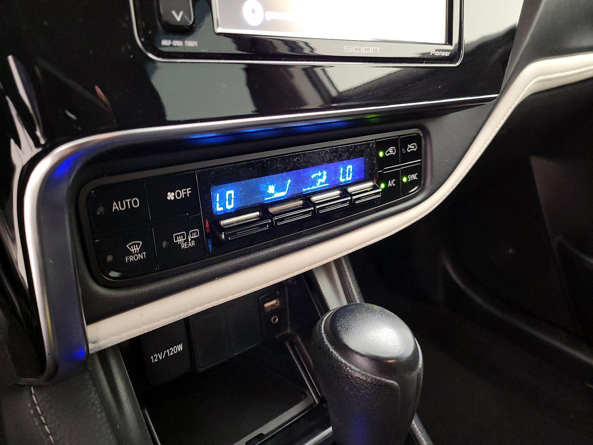 Thumbnail: 2016 Scion iM - 16