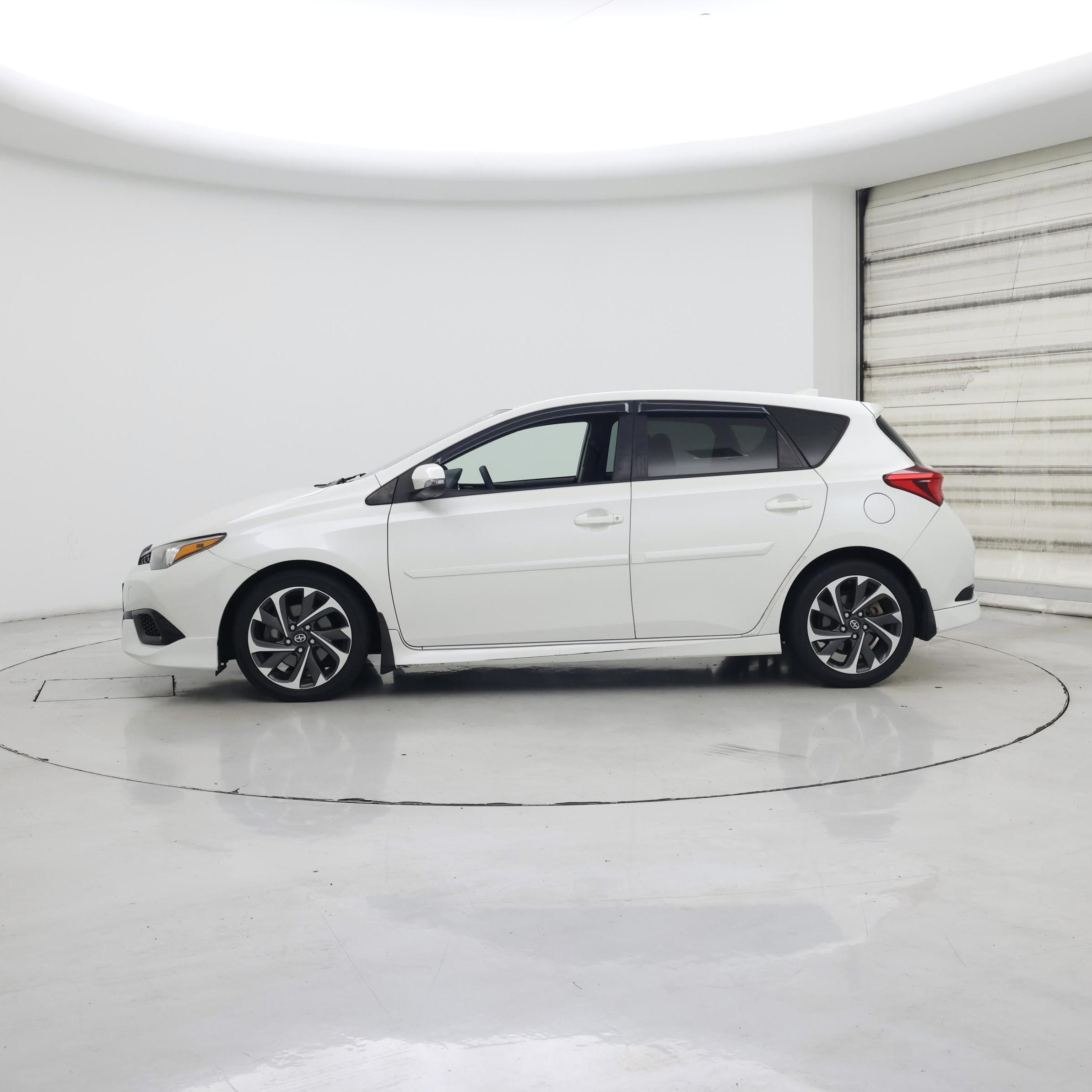 Thumbnail: 2016 Scion iM - 3