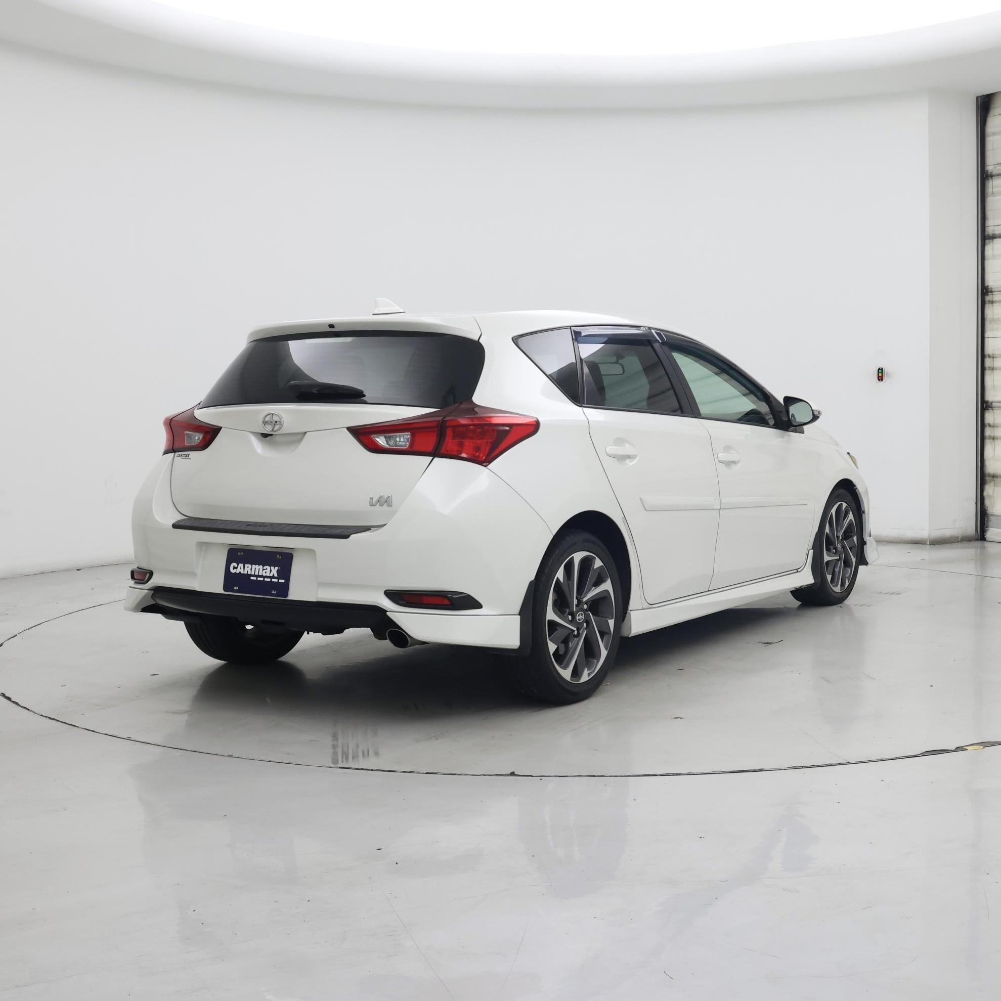 Thumbnail: 2016 Scion iM - 8