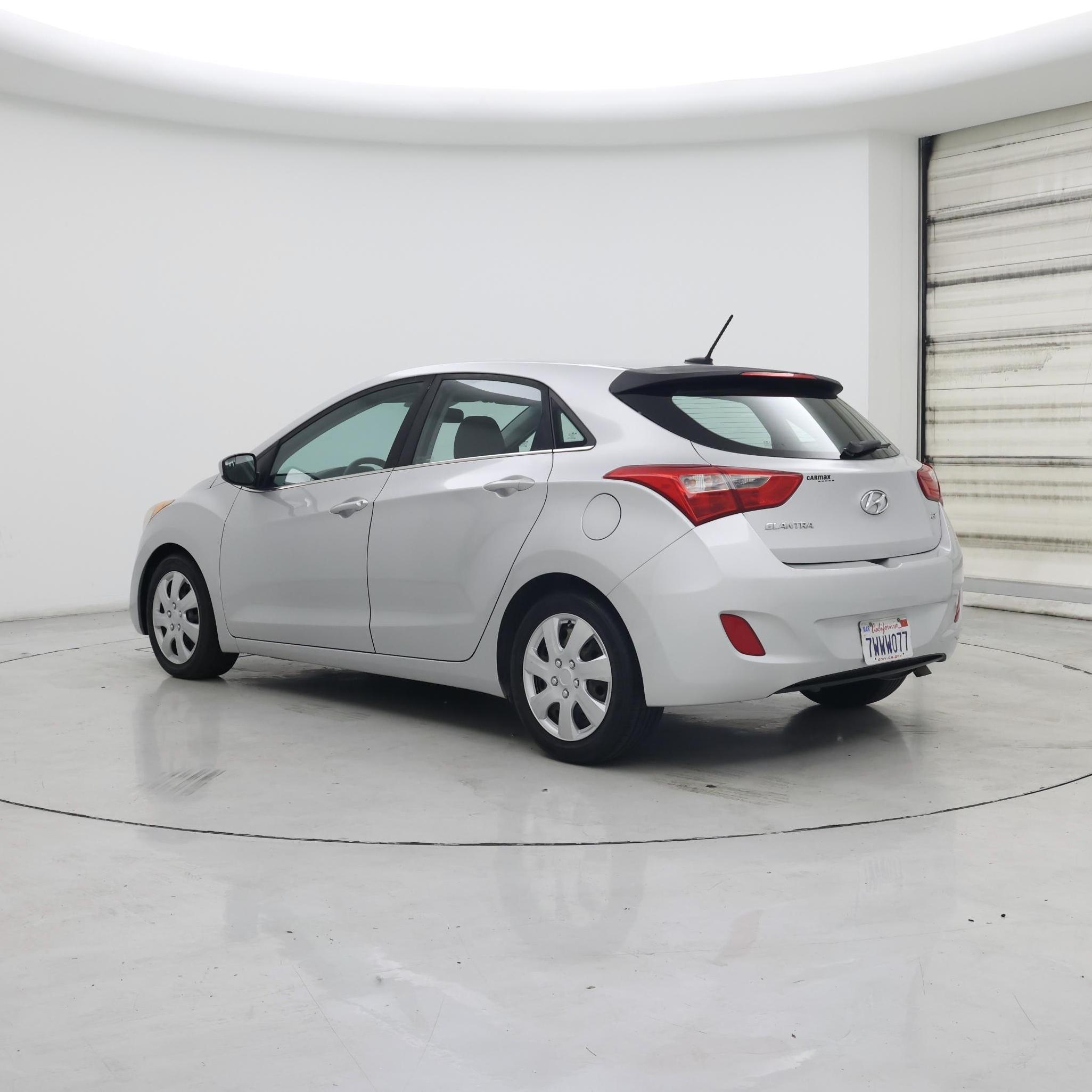 Thumbnail: 2017 Hyundai Elantra - 2