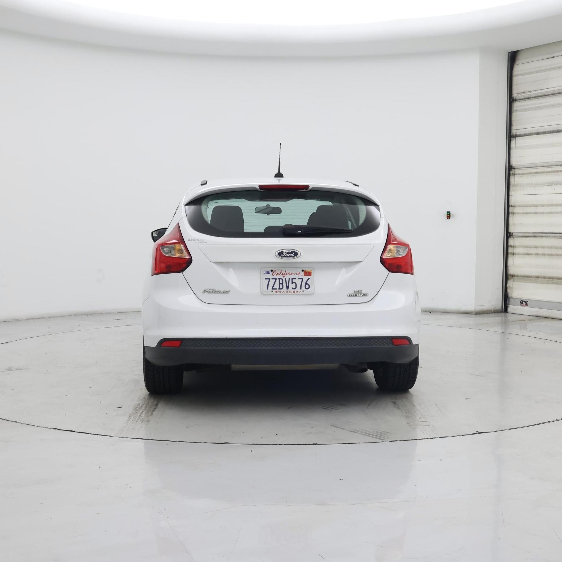 Thumbnail: 2014 Ford Focus - 6
