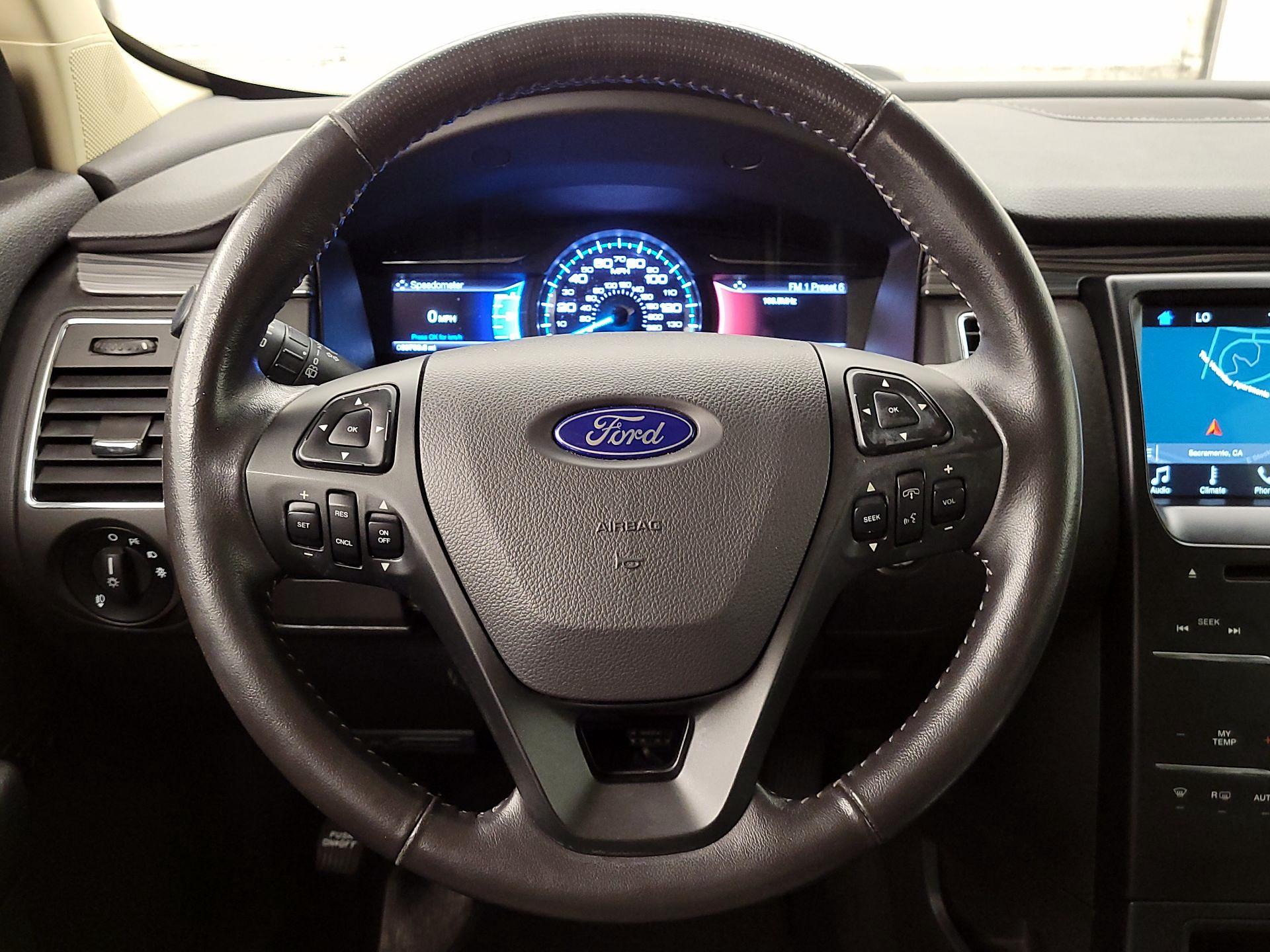 Thumbnail: 2016 Ford Flex - 10