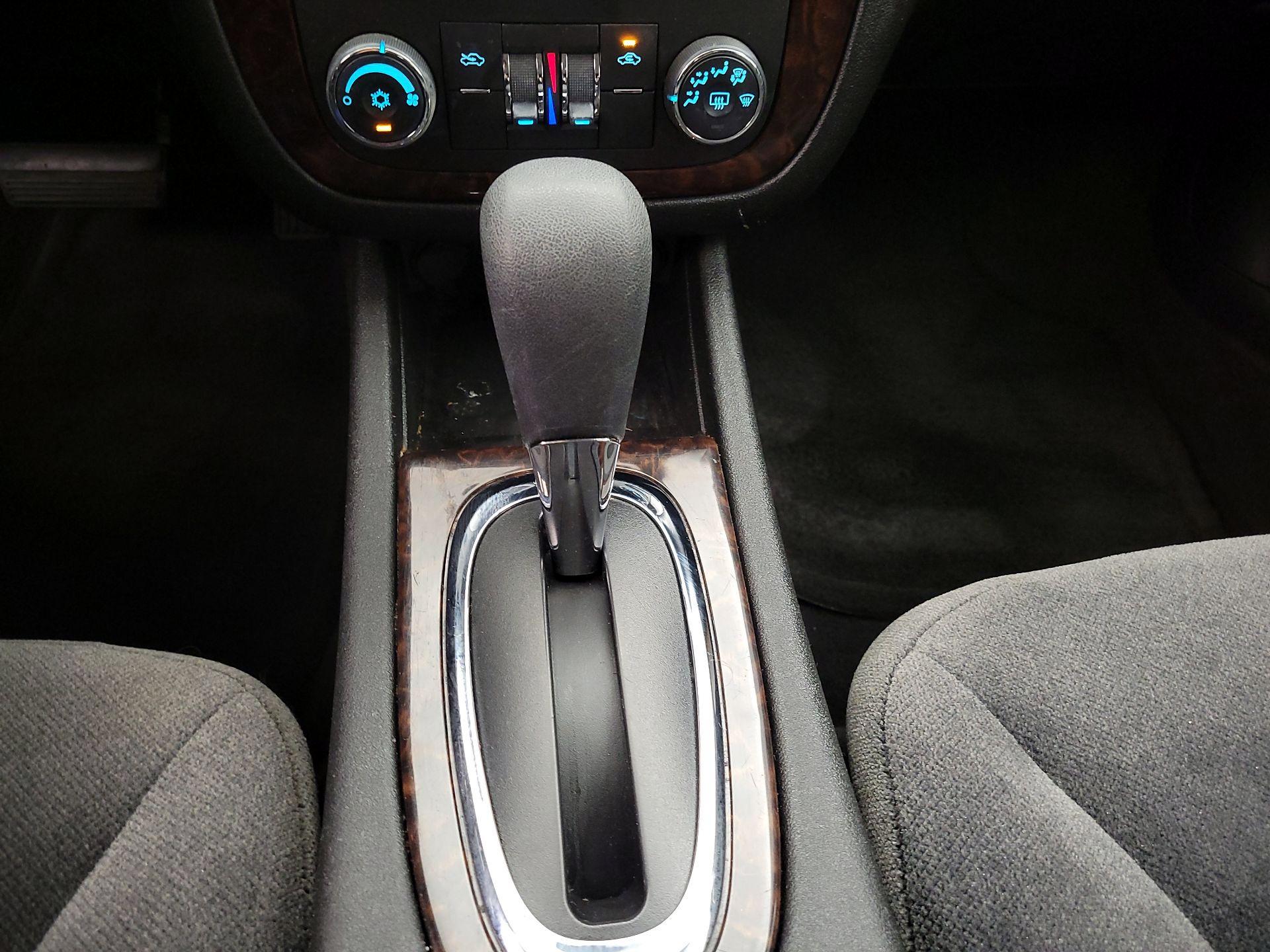 Thumbnail: 2015 Chevrolet Impala - 16