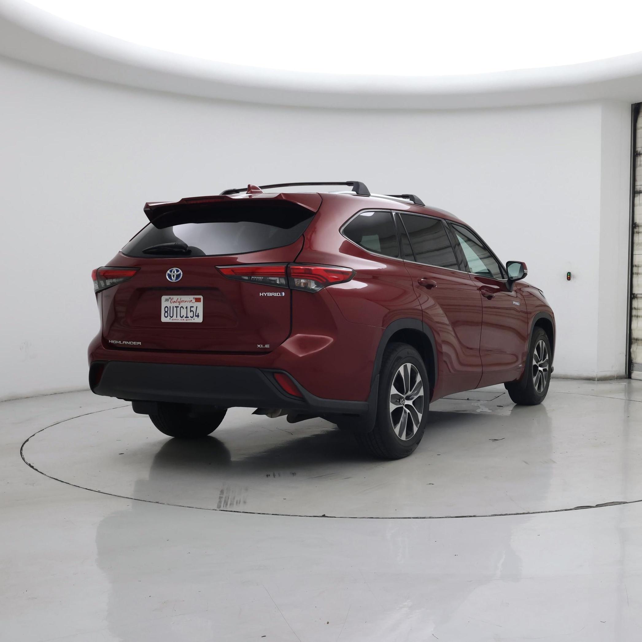 Thumbnail: 2021 Toyota Highlander - 8