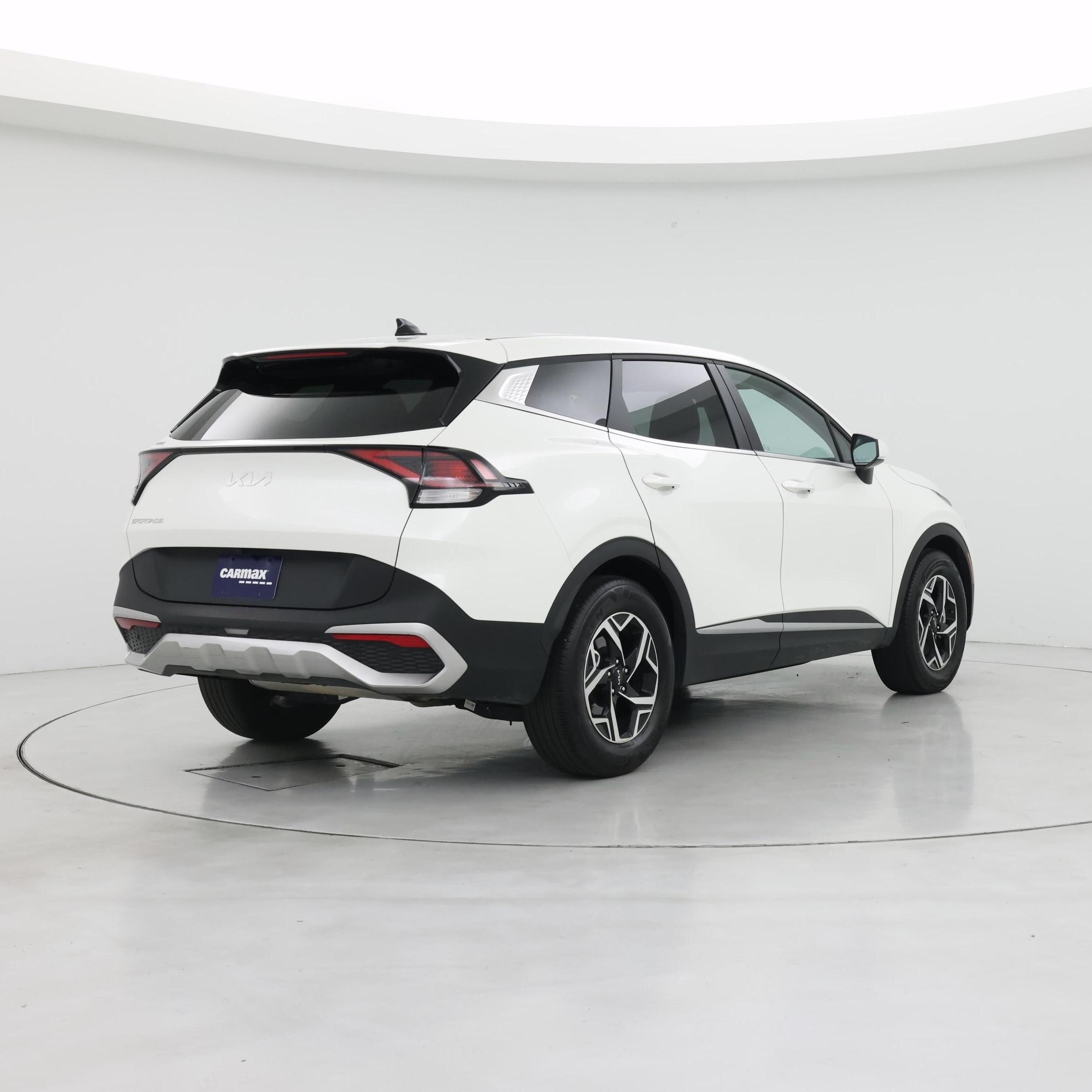 Thumbnail: 2024 Kia Sportage - 8