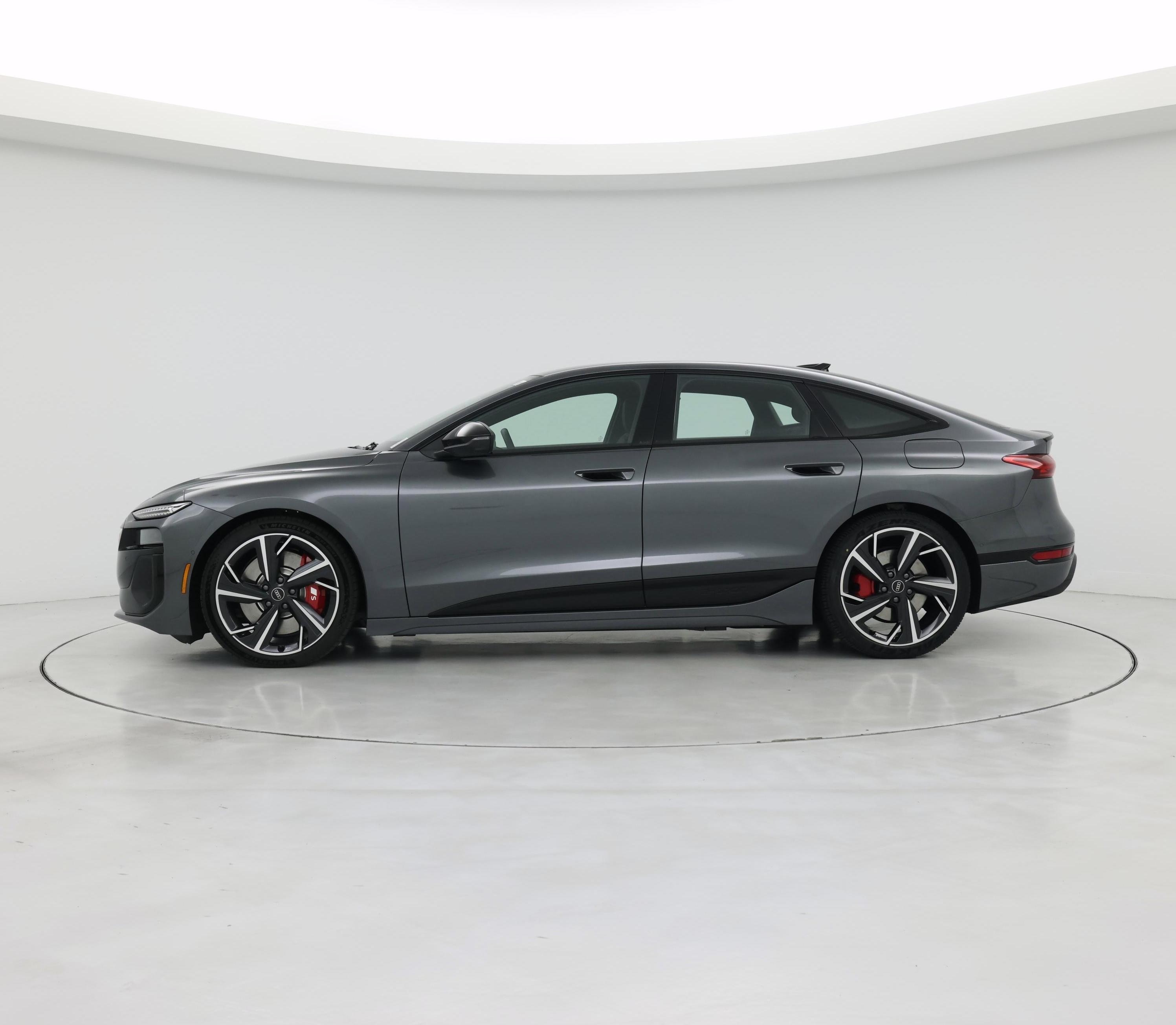 Thumbnail: 2025 Audi S6 - 3