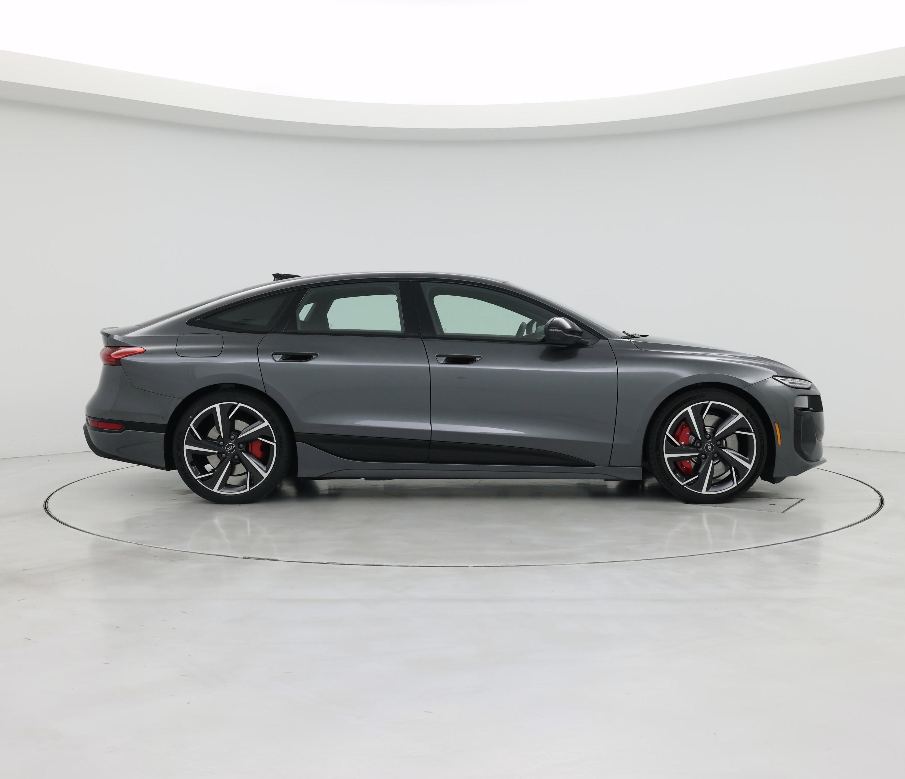 Thumbnail: 2025 Audi S6 - 7