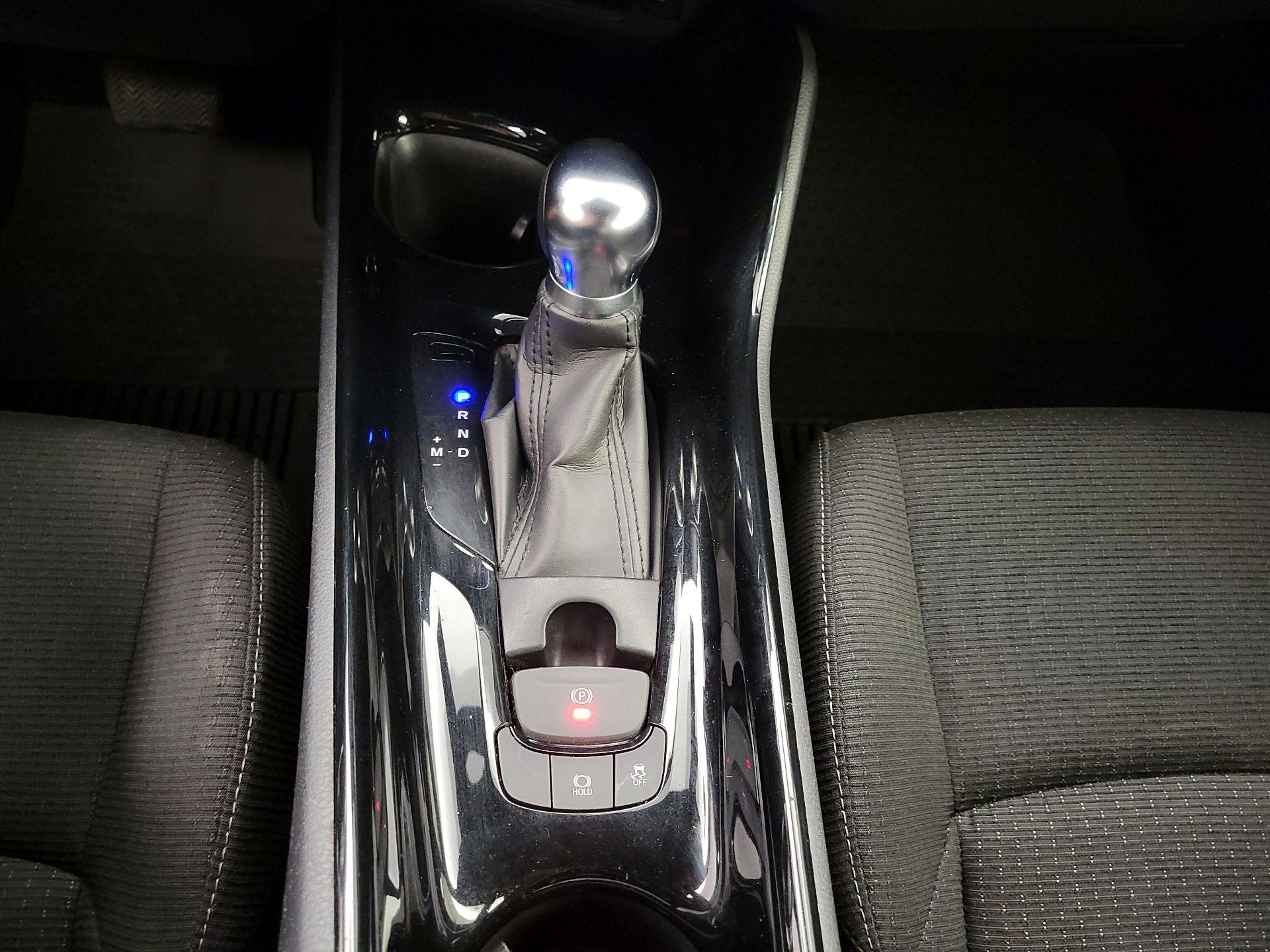 Thumbnail: 2019 Toyota C-HR - 17