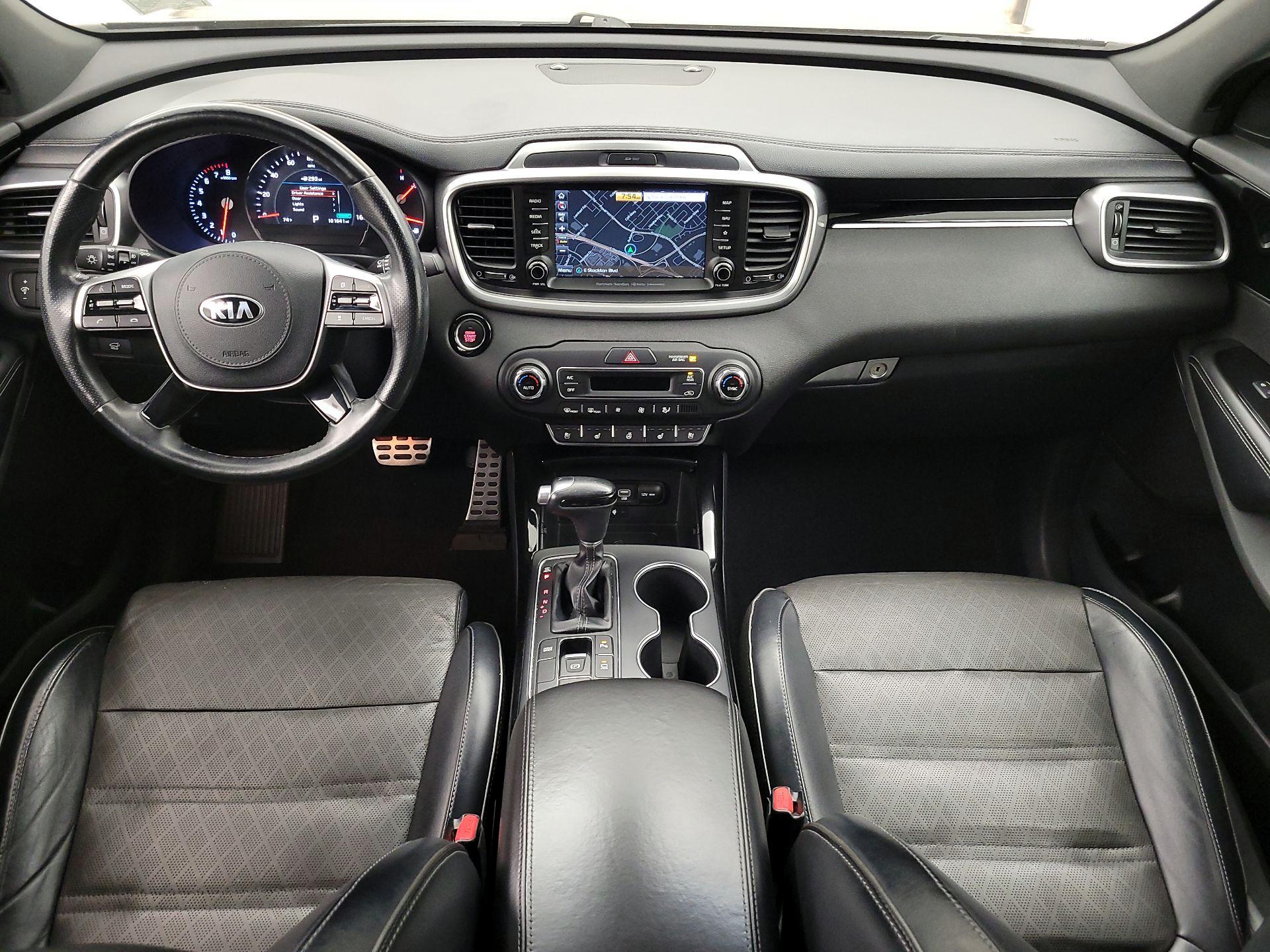 Thumbnail: 2019 Kia Sorento - 9