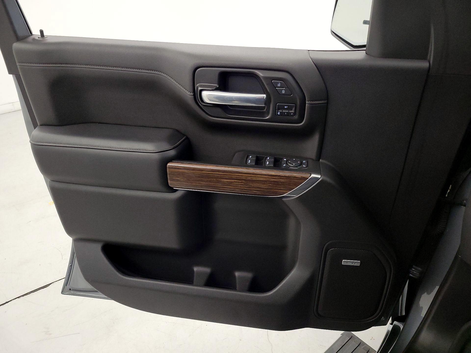 Thumbnail: 2021 Chevrolet Silverado 1500 - 12