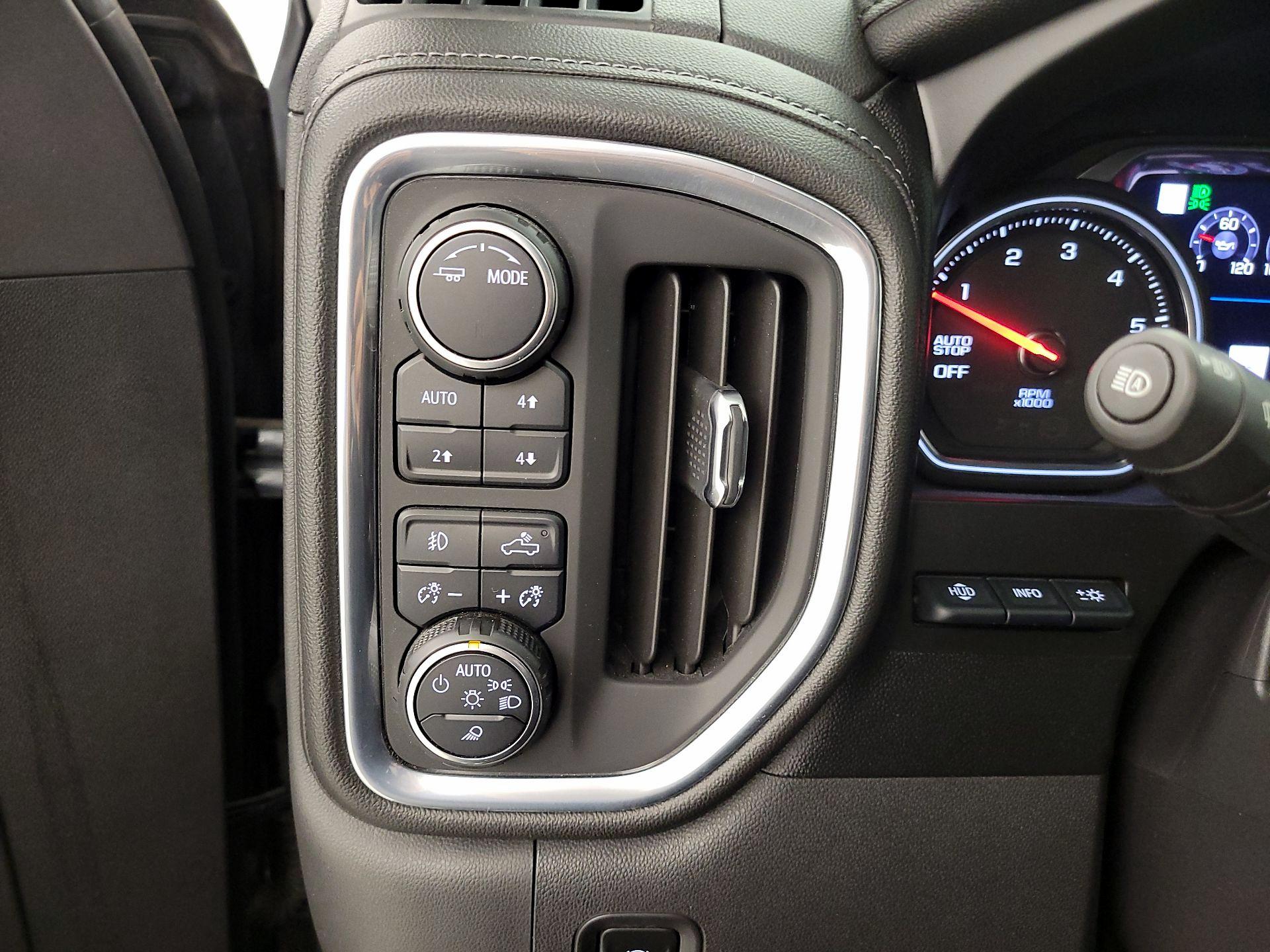 Thumbnail: 2021 Chevrolet Silverado 1500 - 13