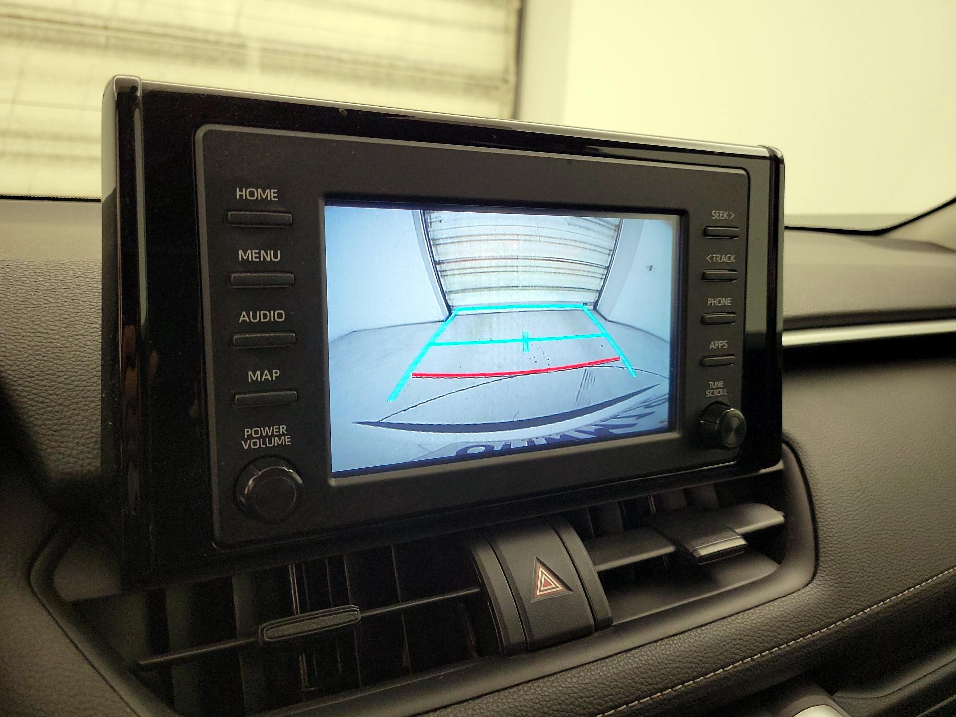 Thumbnail: 2019 Toyota RAV4 - 14