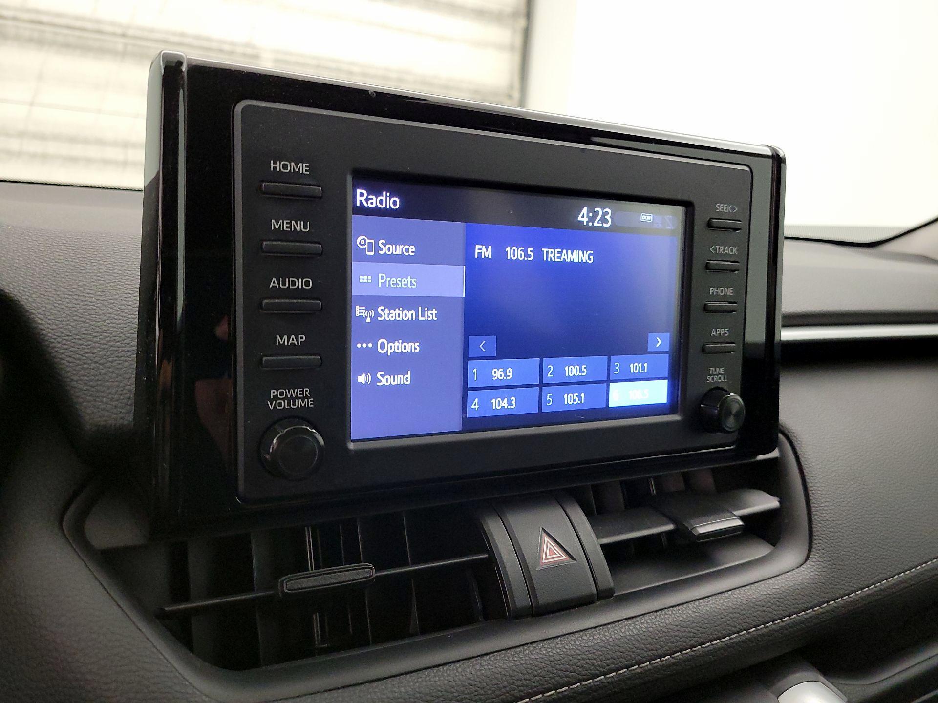 Thumbnail: 2019 Toyota RAV4 - 15