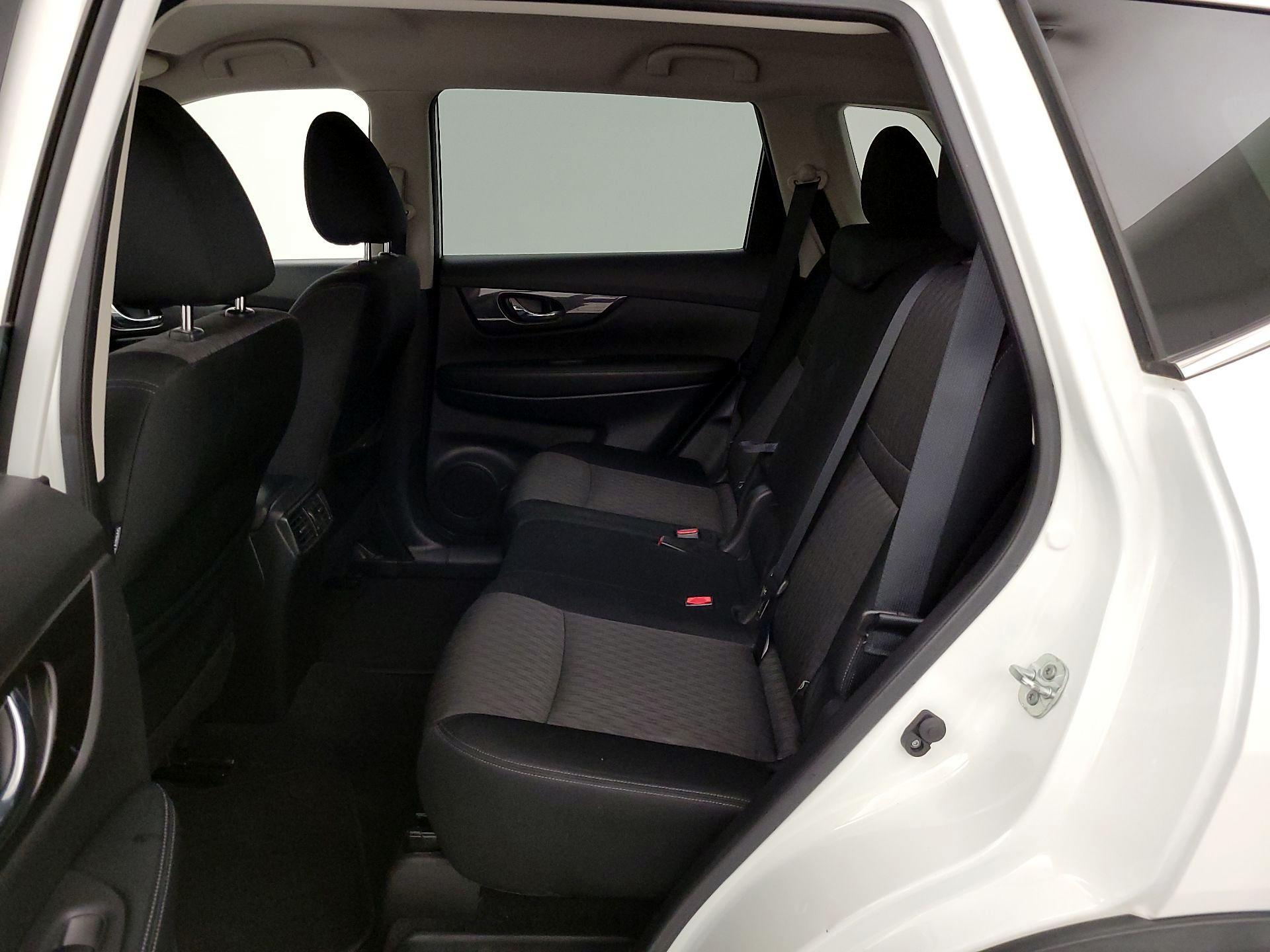 Thumbnail: 2020 Nissan Rogue - 19