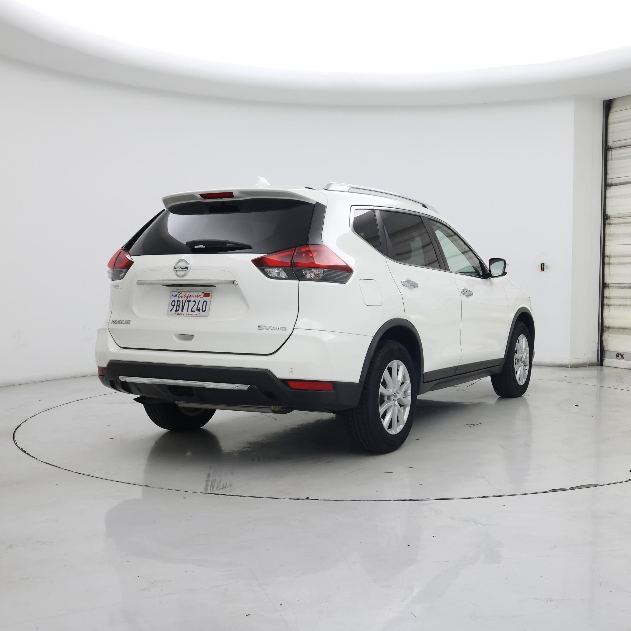 Thumbnail: 2020 Nissan Rogue - 8