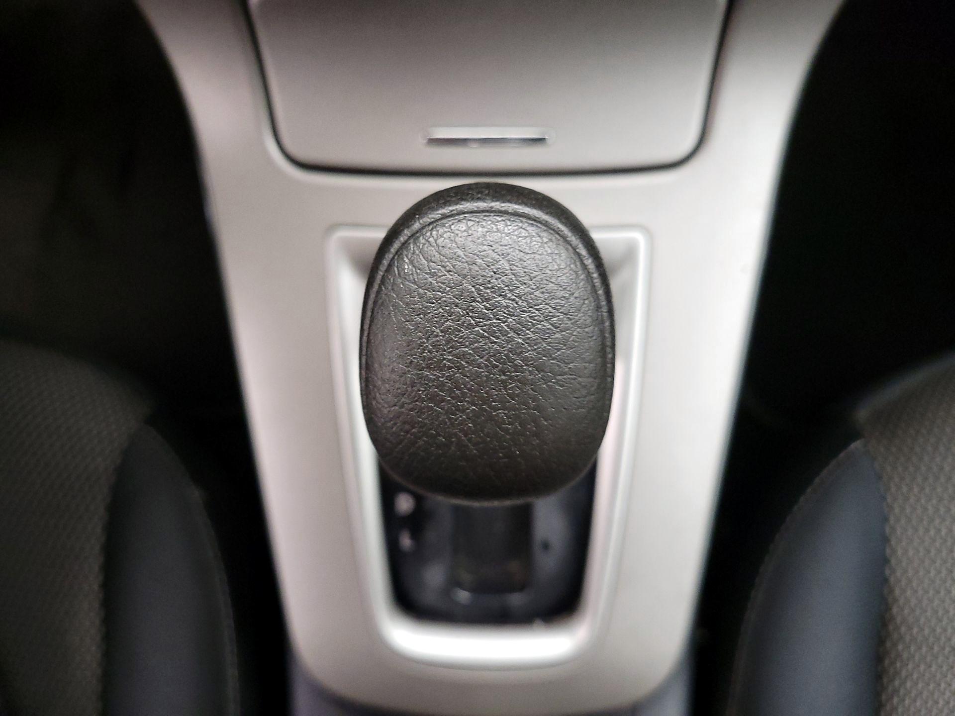 Thumbnail: 2014 Nissan Sentra - 16